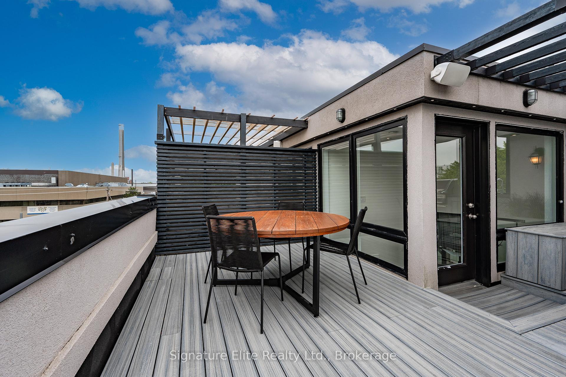 Photo 30 of 33 Minto Street, Toronto, South Riverdale — HOMEH