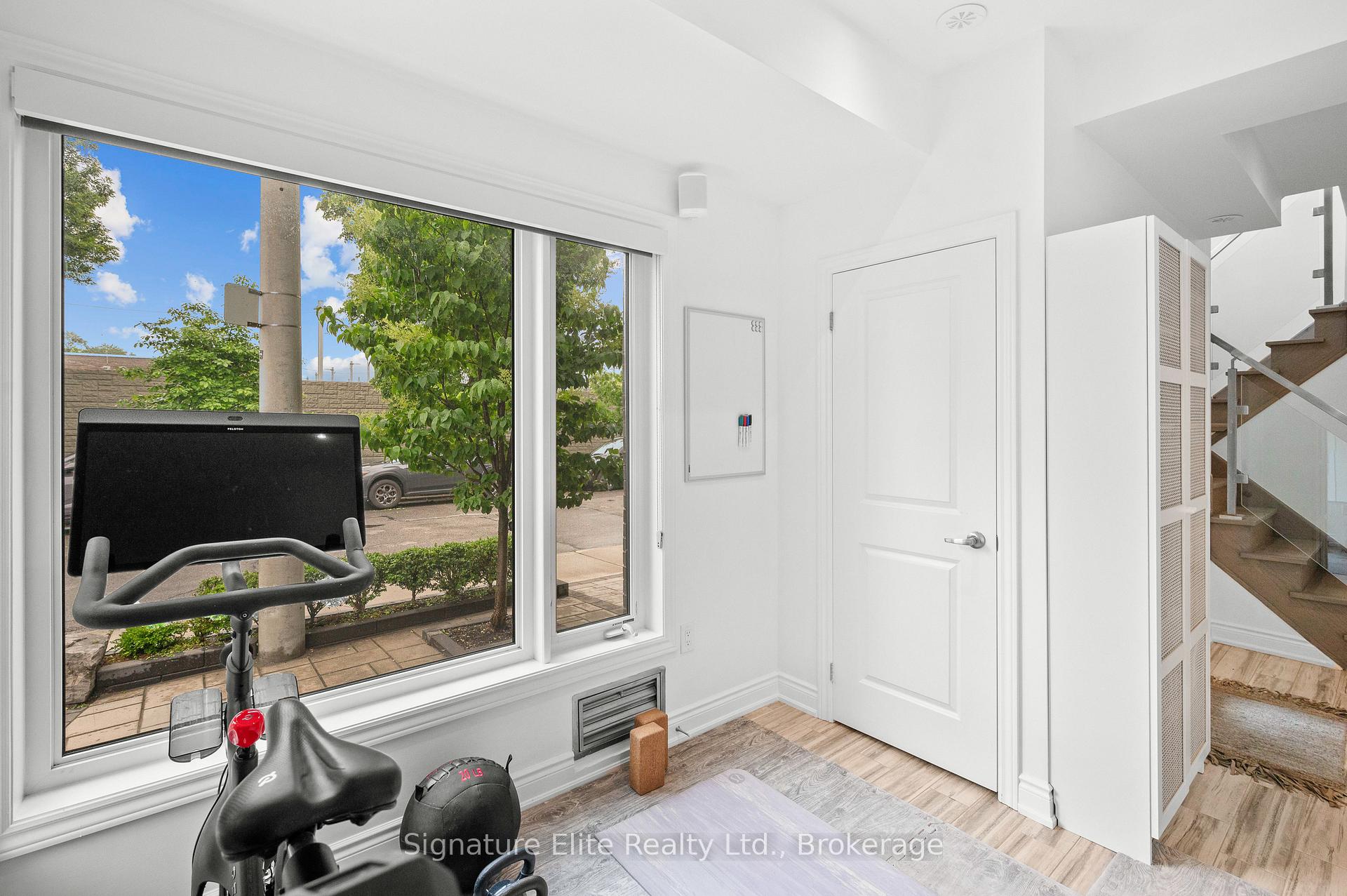 Photo 32 of 33 Minto Street, Toronto, South Riverdale — HOMEH