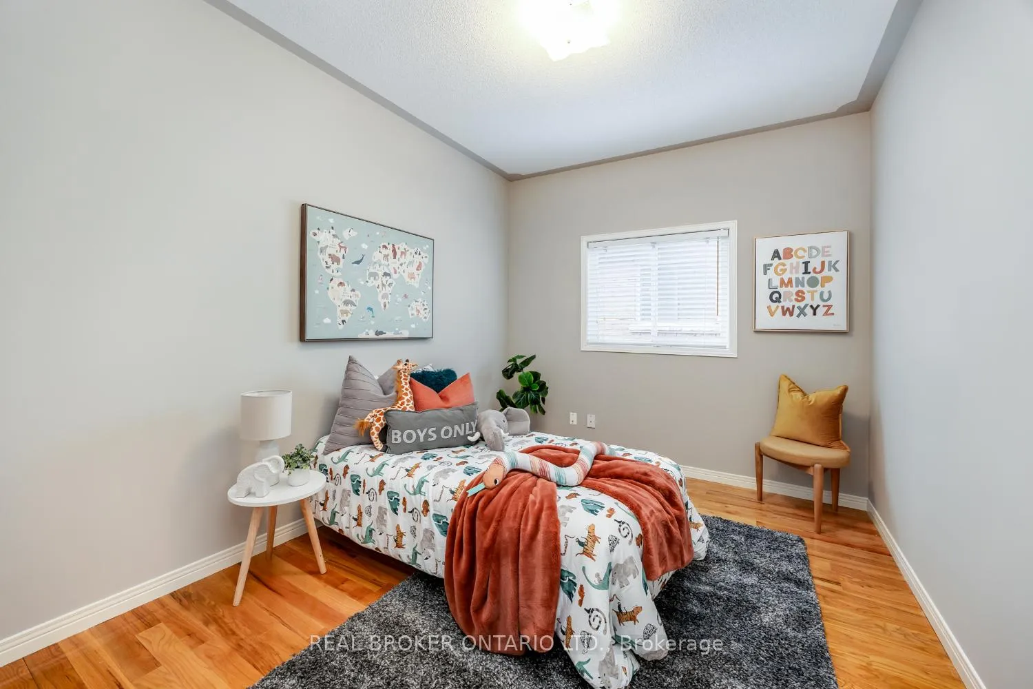 Photo 19 of 69 Padfield Drive, Clarington, Bowmanville — HOMEH