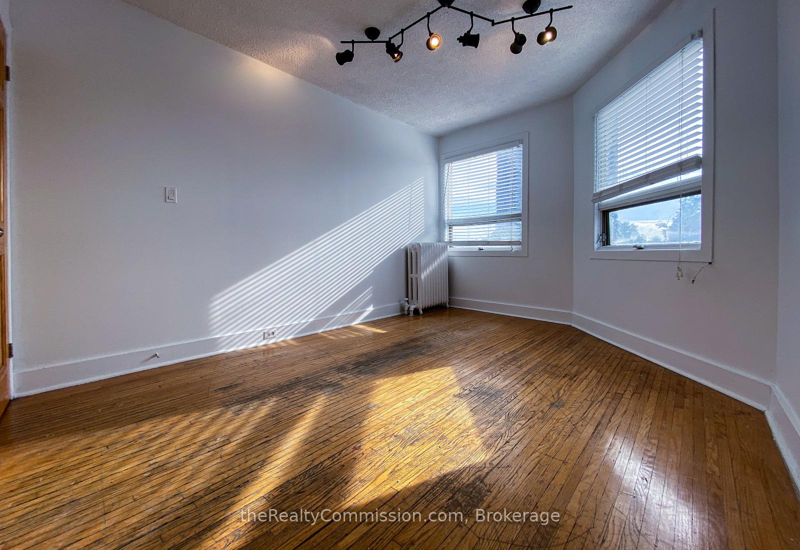 Photo 9 of Unit 6, 2449 Yonge Street E, Toronto, Mount Pleasant West — HOMEH
