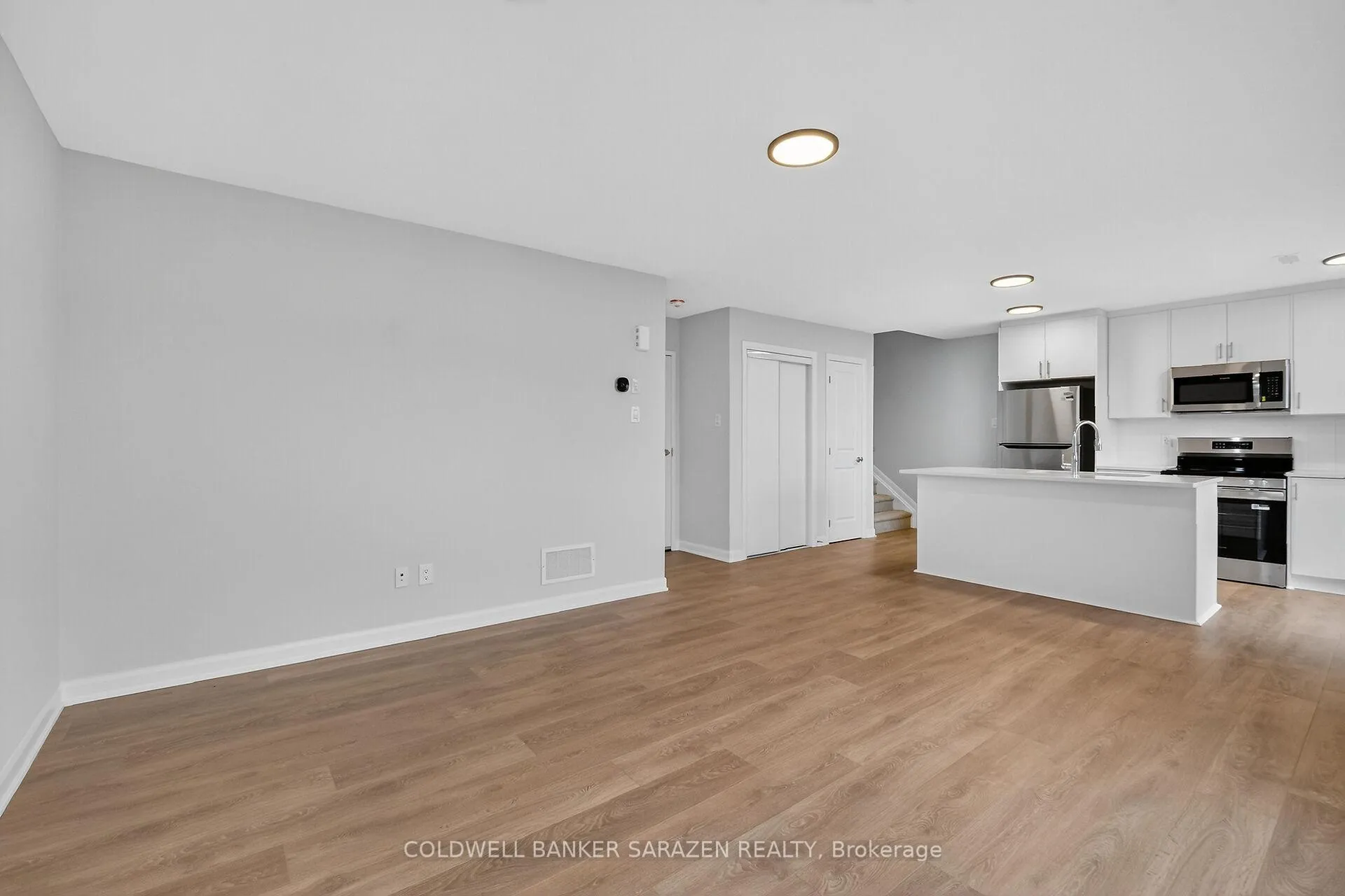 Photo 10 of Unit 18, 801 Glenroy Gilbert Drive, Ottawa, Barrhaven - Strandherd — HOMEH