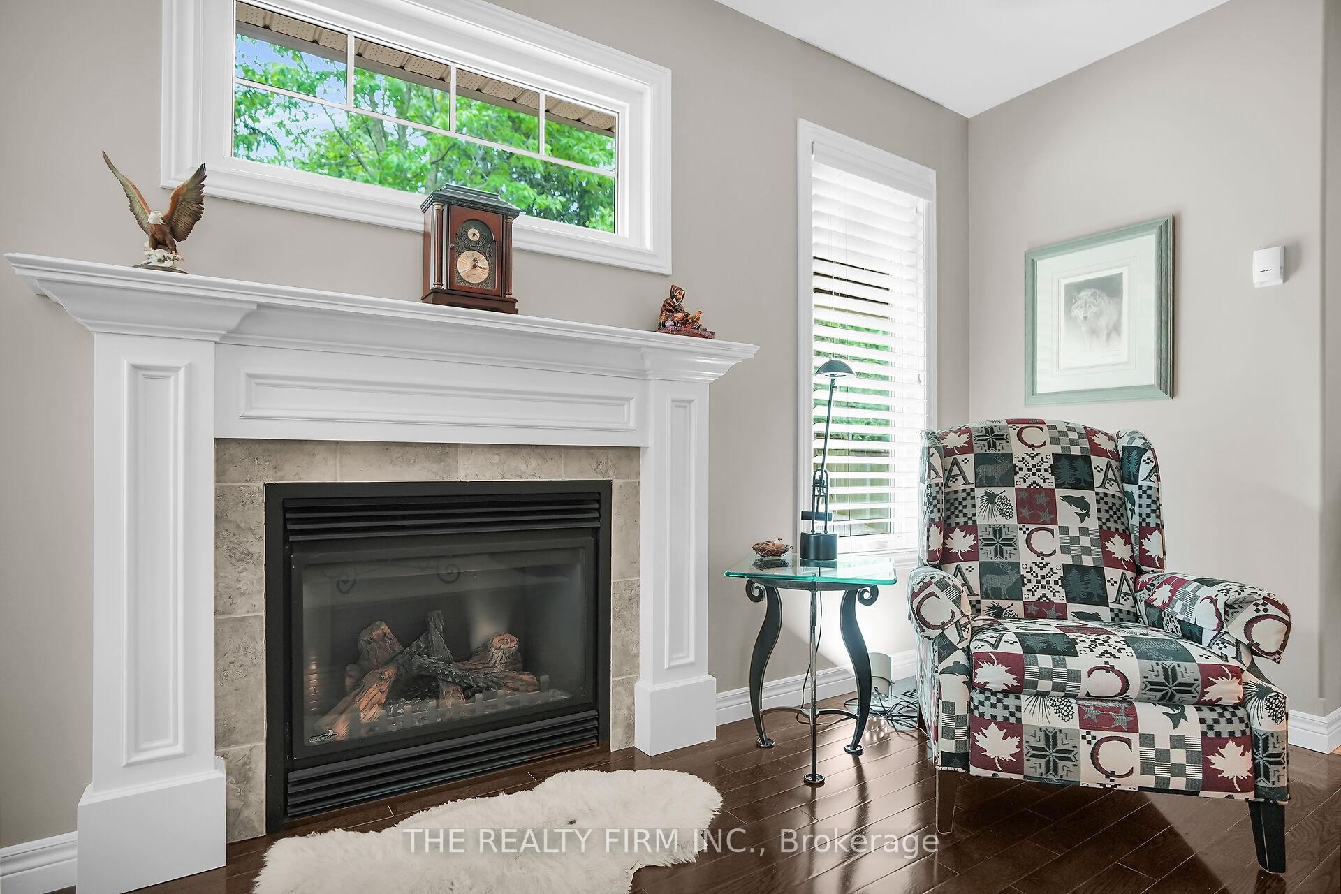 Photo 10 of 364 Darcy Drive E, Strathroy-Caradoc, NE — HOMEH