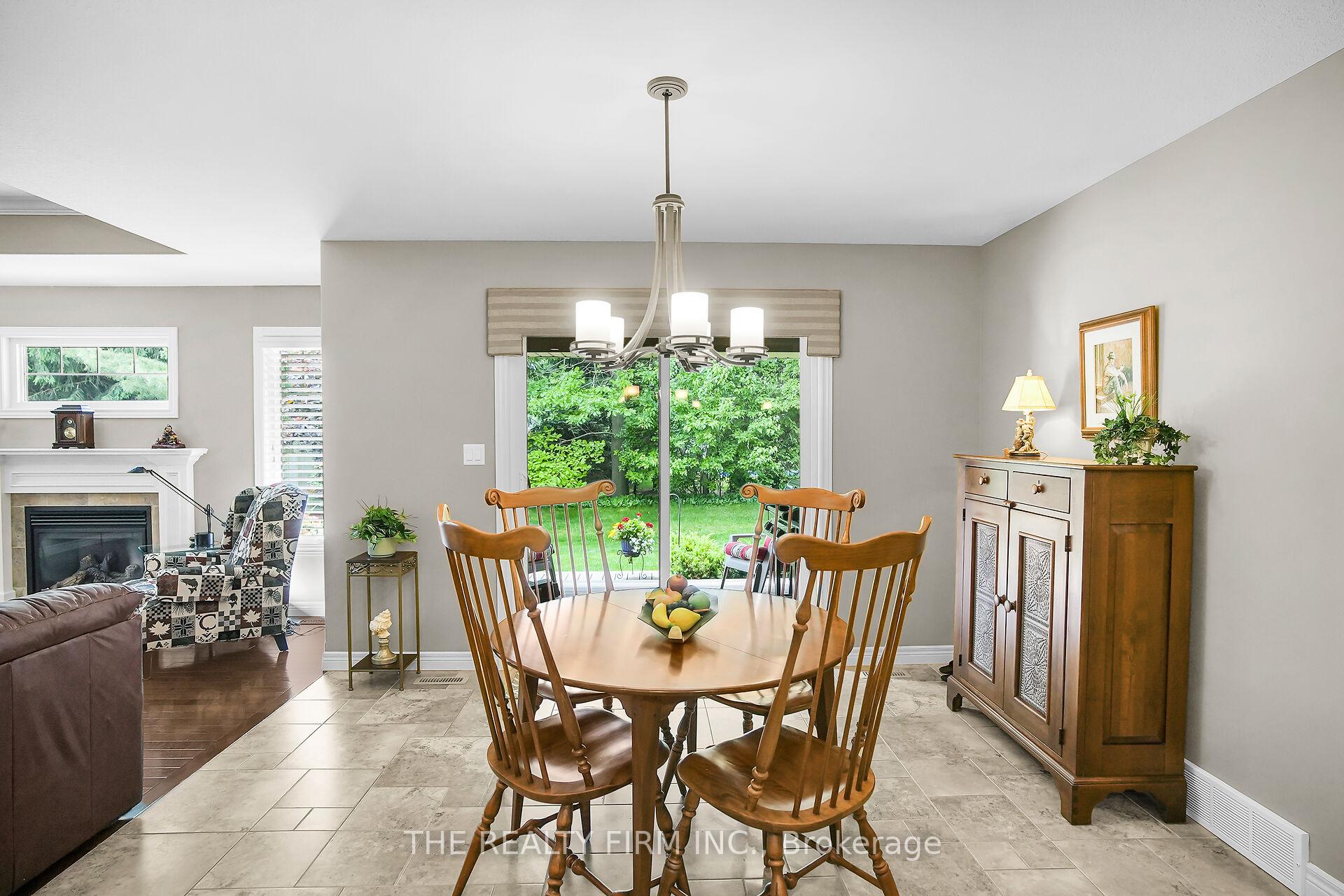Photo 14 of 364 Darcy Drive E, Strathroy-Caradoc, NE — HOMEH