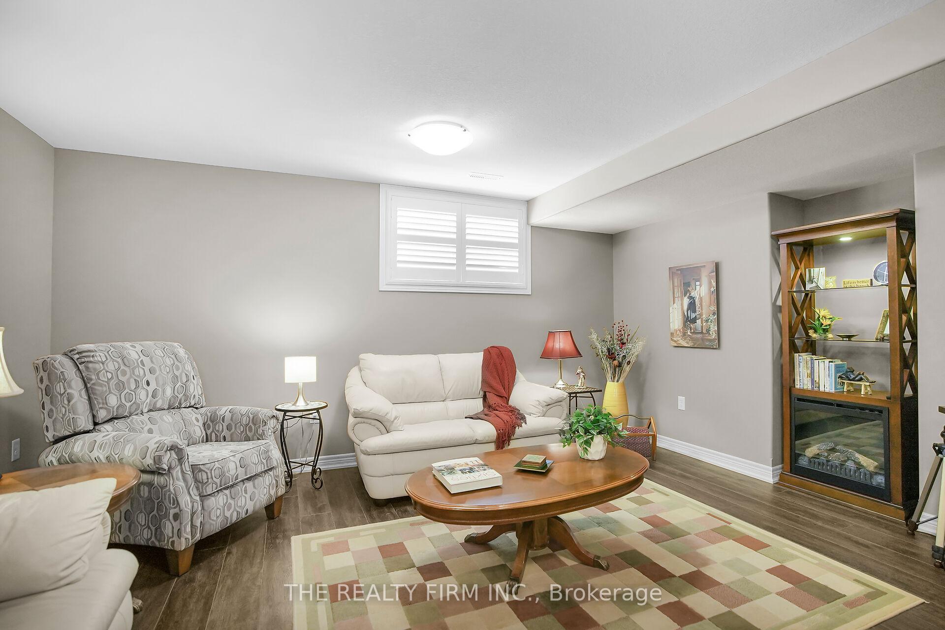 Photo 31 of 364 Darcy Drive E, Strathroy-Caradoc, NE — HOMEH