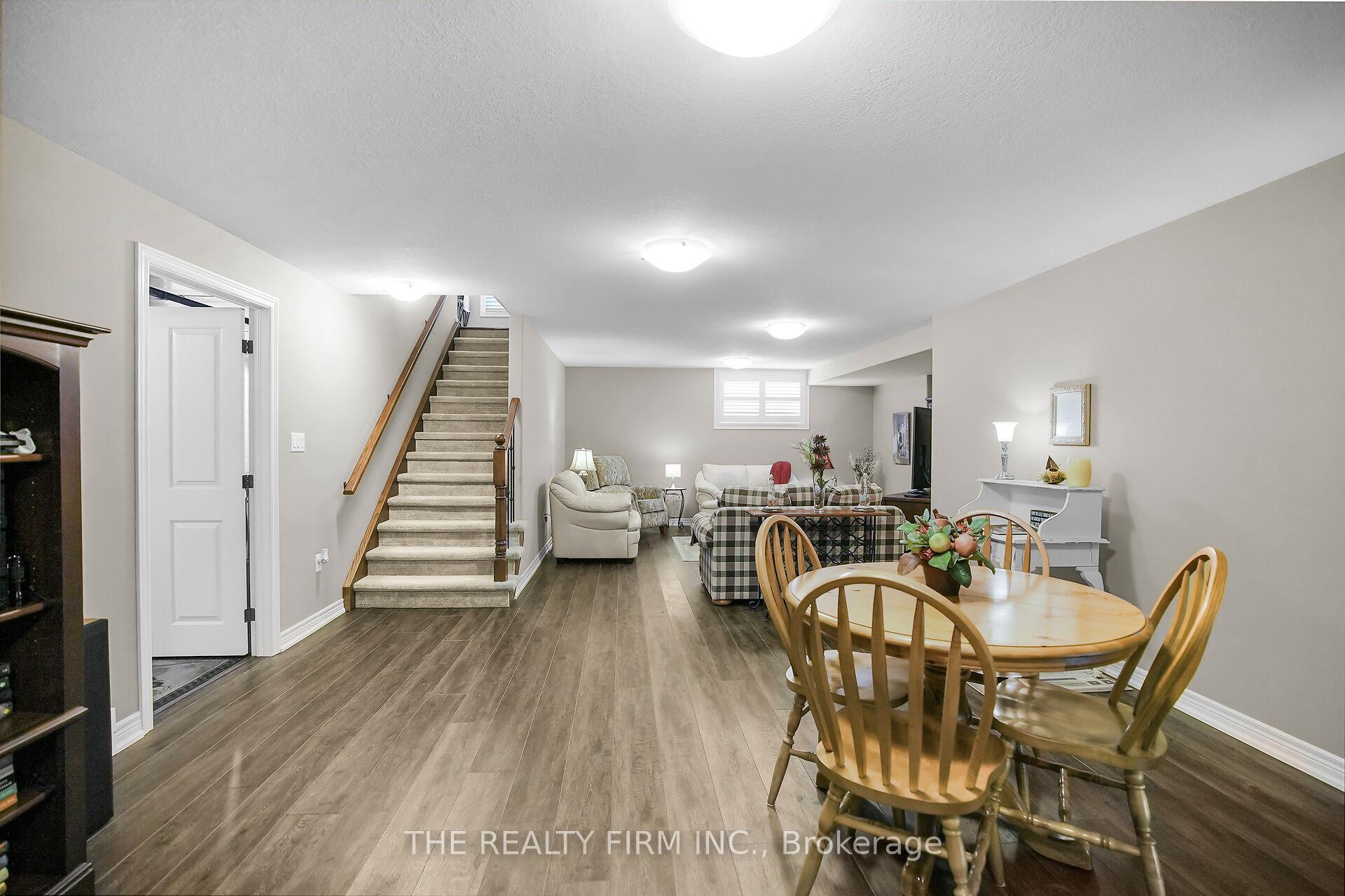 Photo 32 of 364 Darcy Drive E, Strathroy-Caradoc, NE — HOMEH