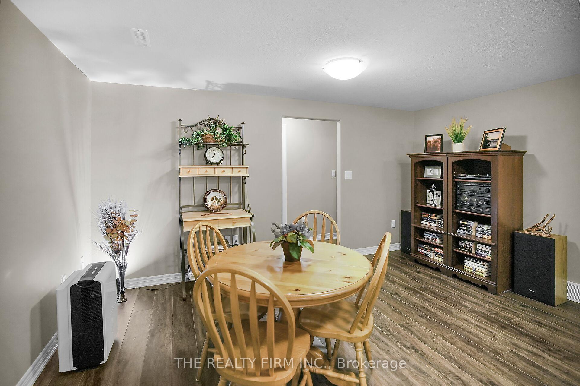 Photo 34 of 364 Darcy Drive E, Strathroy-Caradoc, NE — HOMEH