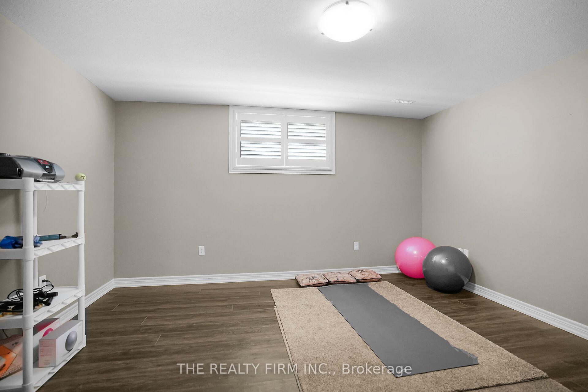 Photo 36 of 364 Darcy Drive E, Strathroy-Caradoc, NE — HOMEH