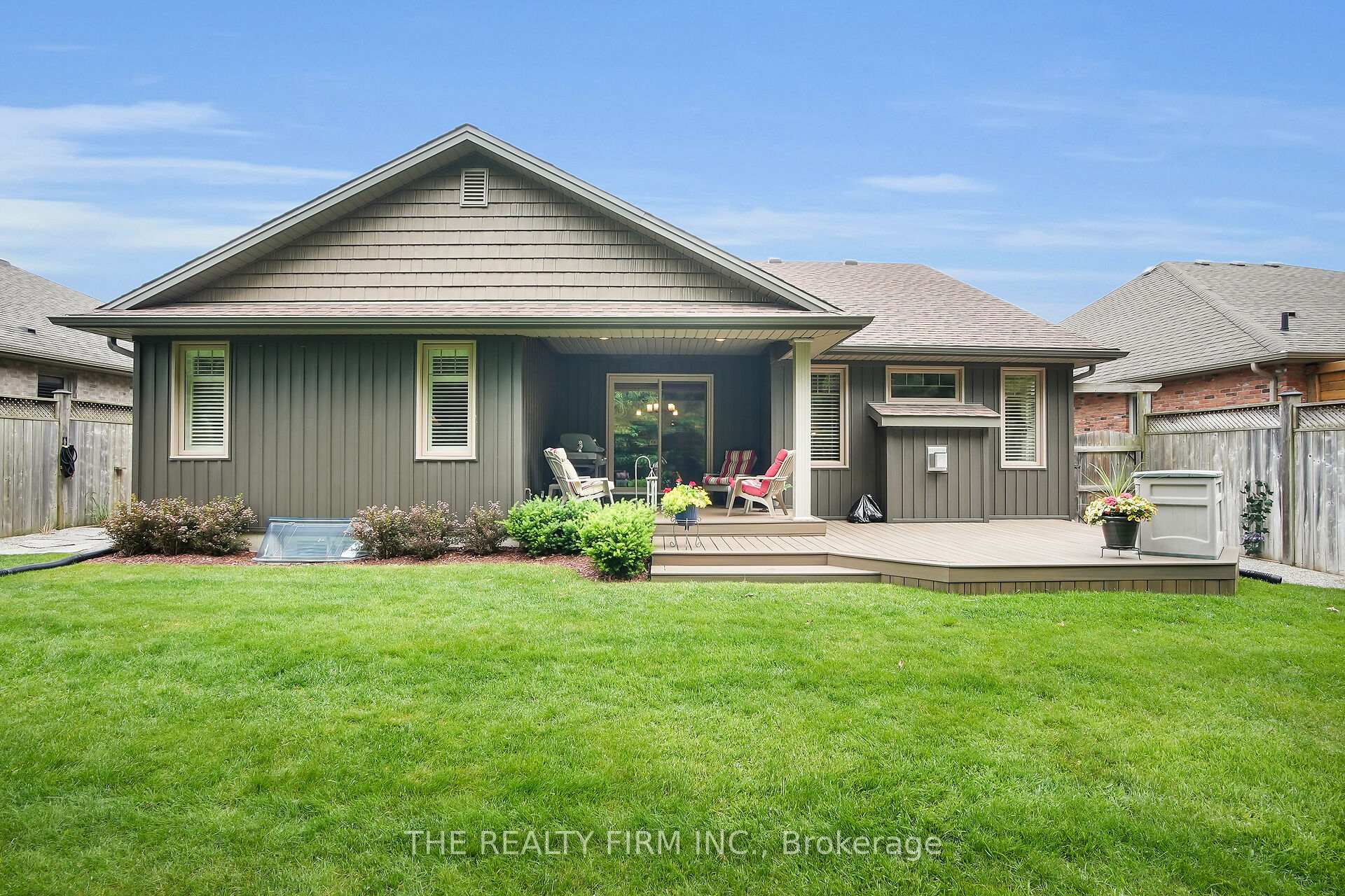 Photo 42 of 364 Darcy Drive E, Strathroy-Caradoc, NE — HOMEH