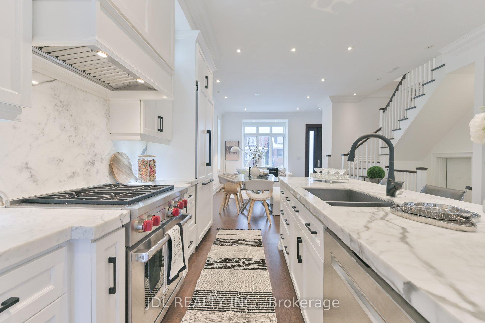 Photo 20 of 1 Le May Road, Toronto, Mount Pleasant East — HOMEH