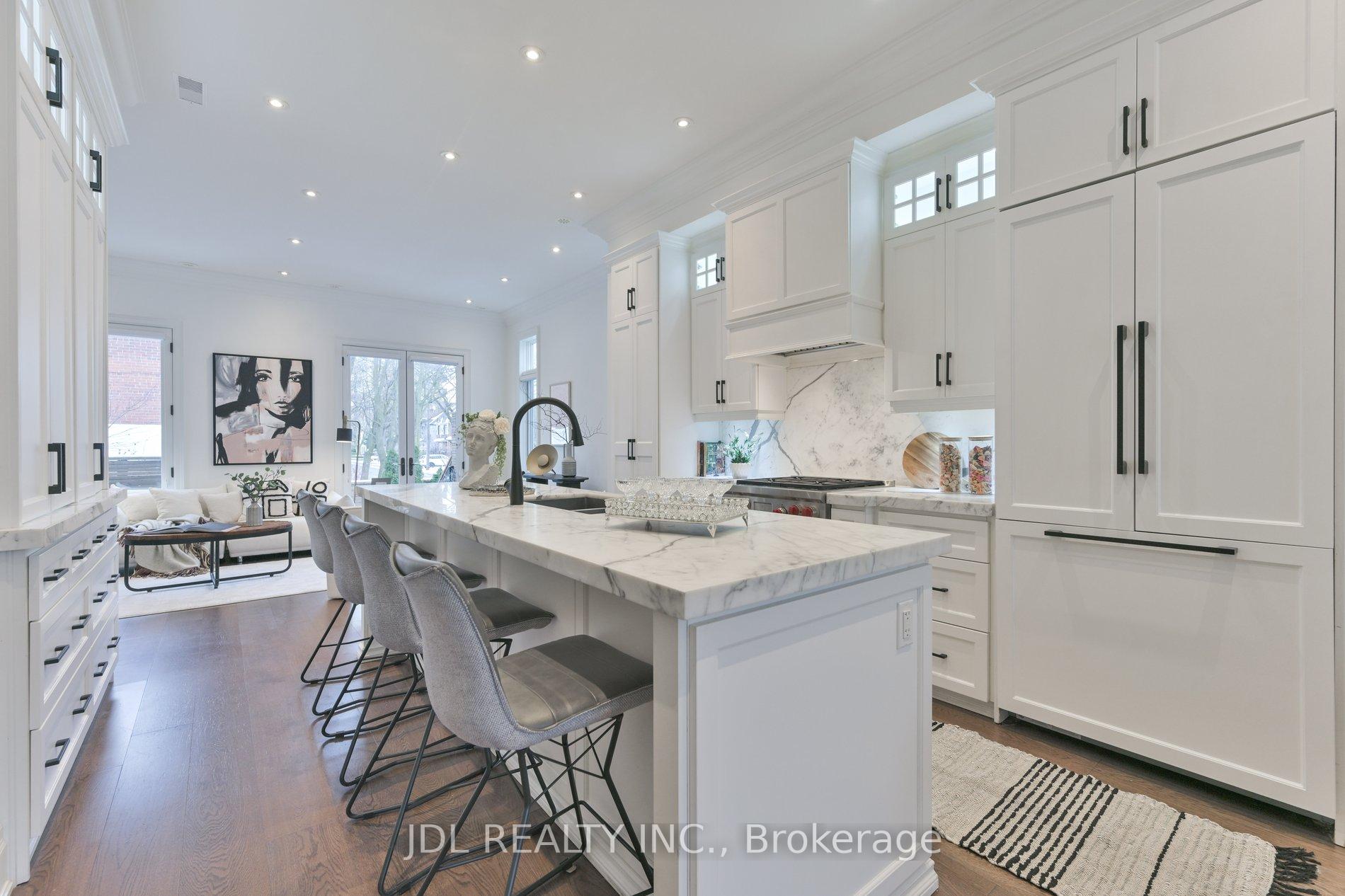 Photo 13 of 1 Le May Road, Toronto, Mount Pleasant East — HOMEH