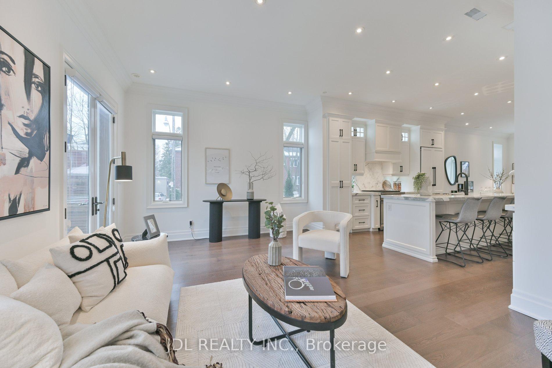 Photo 12 of 1 Le May Road, Toronto, Mount Pleasant East — HOMEH