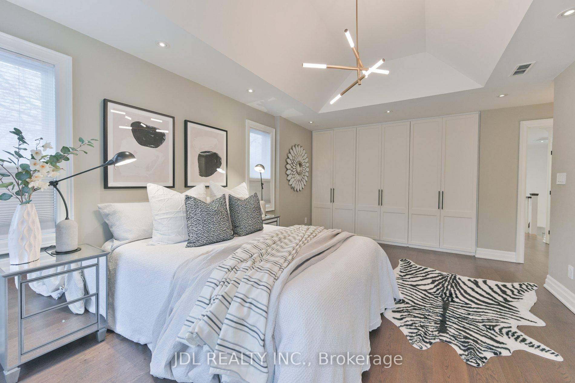 Photo 7 of 1 Le May Road, Toronto, Mount Pleasant East — HOMEH