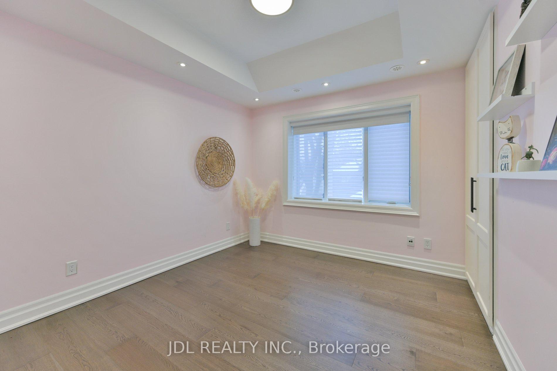 Photo 16 of 1 Le May Road, Toronto, Mount Pleasant East — HOMEH