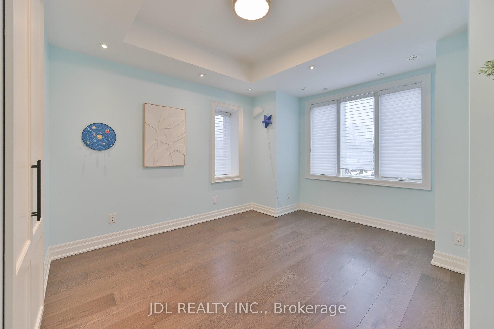 Photo 18 of 1 Le May Road, Toronto, Mount Pleasant East — HOMEH