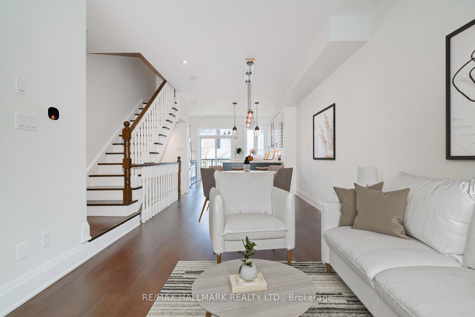 Photo 4 of 20 Sargent Lane, Toronto, East End-Danforth — HOMEH
