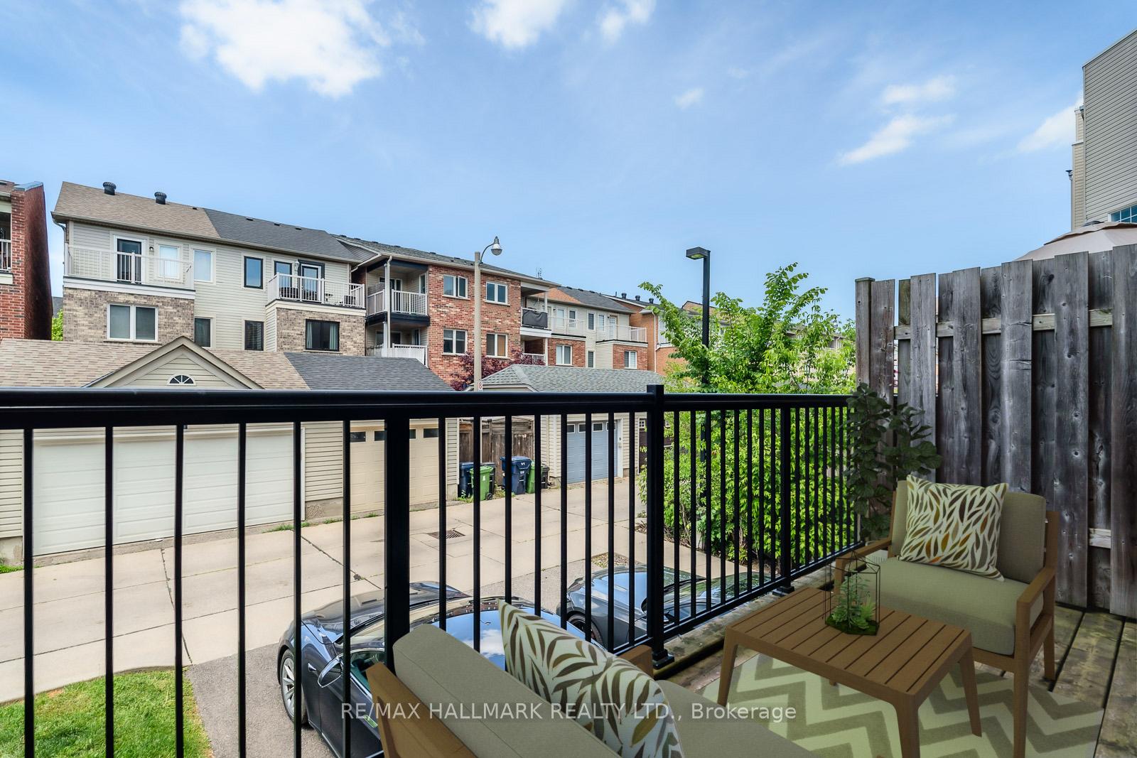 Photo 8 of 20 Sargent Lane, Toronto, East End-Danforth — HOMEH