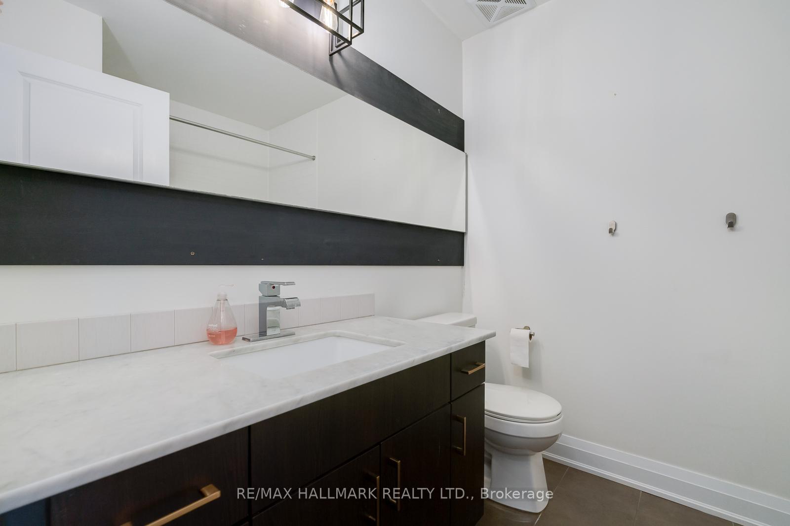 Photo 11 of 20 Sargent Lane, Toronto, East End-Danforth — HOMEH