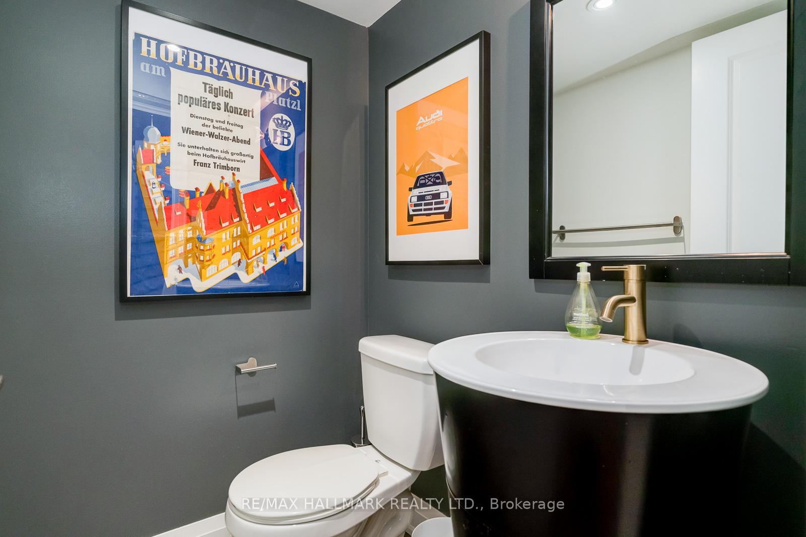 Photo 24 of 20 Sargent Lane, Toronto, East End-Danforth — HOMEH