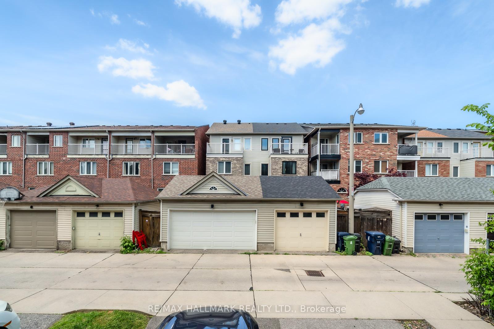 Photo 26 of 20 Sargent Lane, Toronto, East End-Danforth — HOMEH