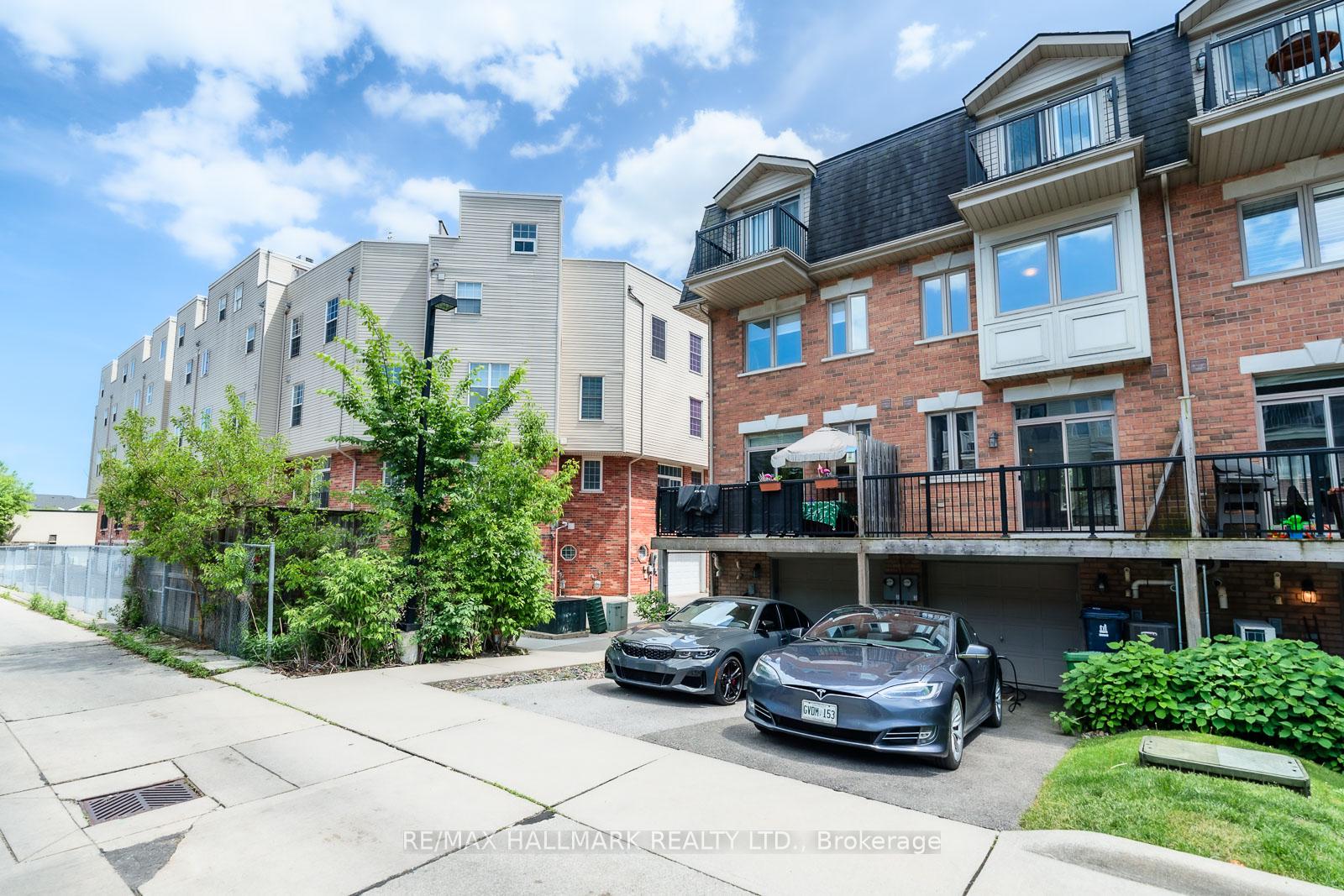 Photo 31 of 20 Sargent Lane, Toronto, East End-Danforth — HOMEH