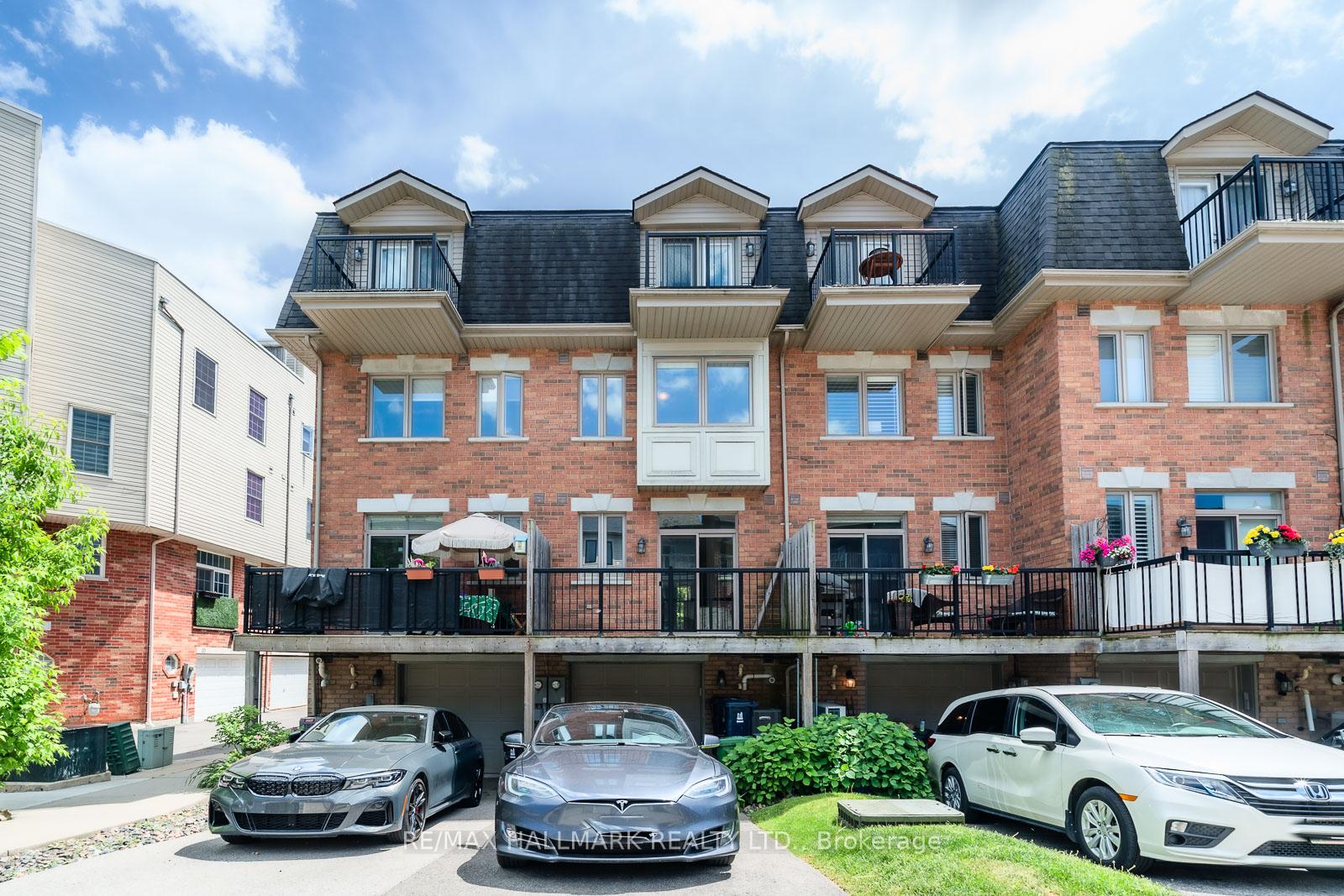 Photo 32 of 20 Sargent Lane, Toronto, East End-Danforth — HOMEH