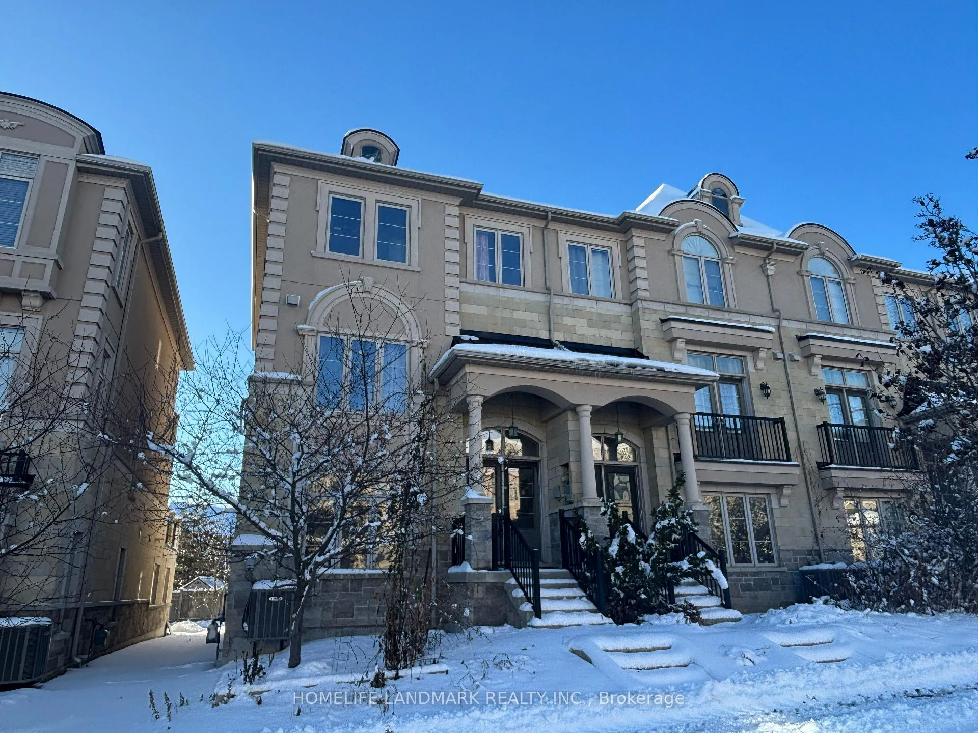 Photo 1 of 88 Grand Trunk Avenue, Vaughan, Patterson — HOMEH