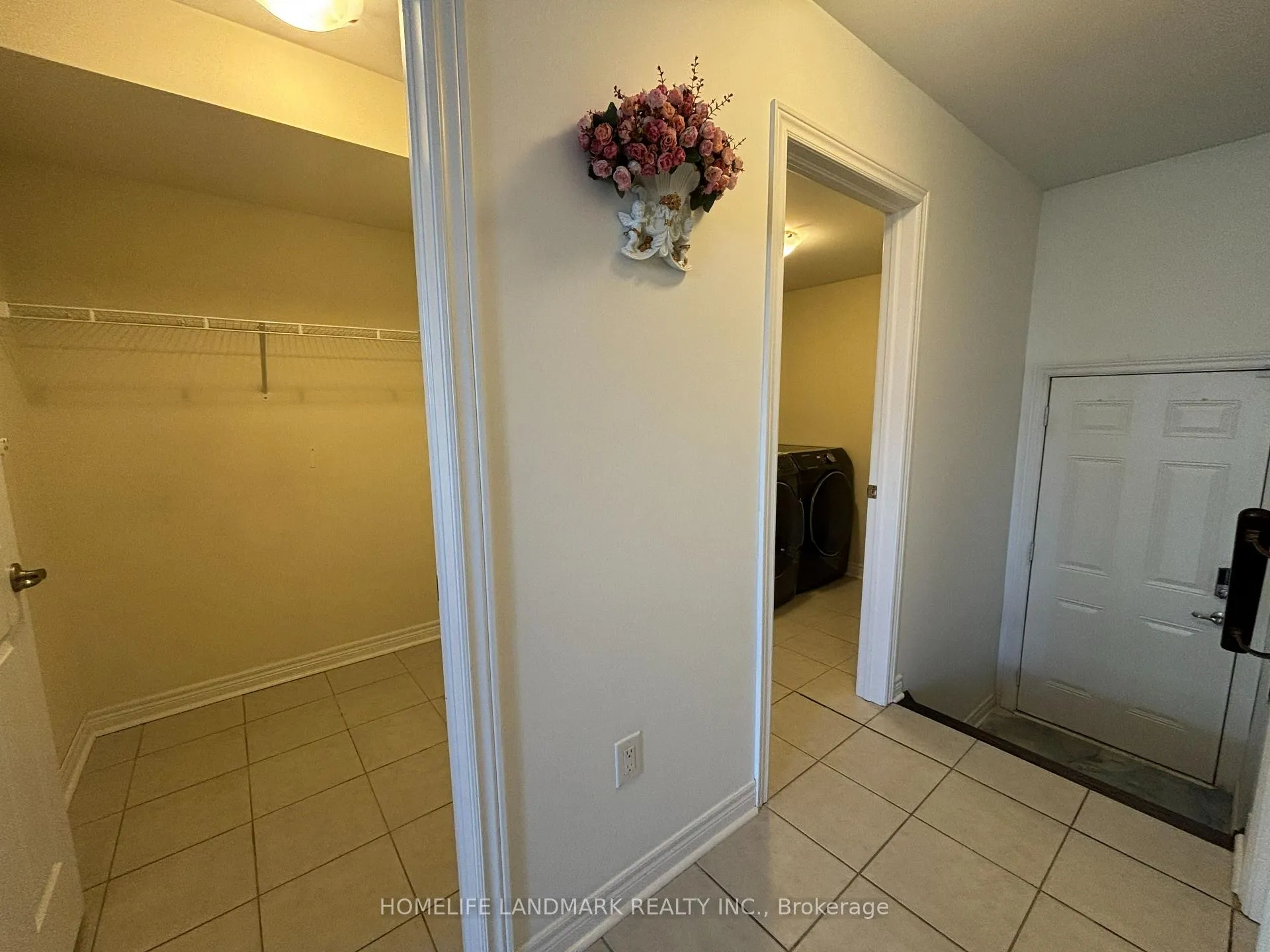 Photo 7 of 88 Grand Trunk Avenue, Vaughan, Patterson — HOMEH