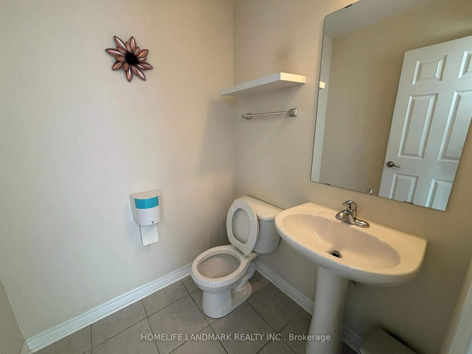 Photo 16 of 88 Grand Trunk Avenue, Vaughan, Patterson — HOMEH
