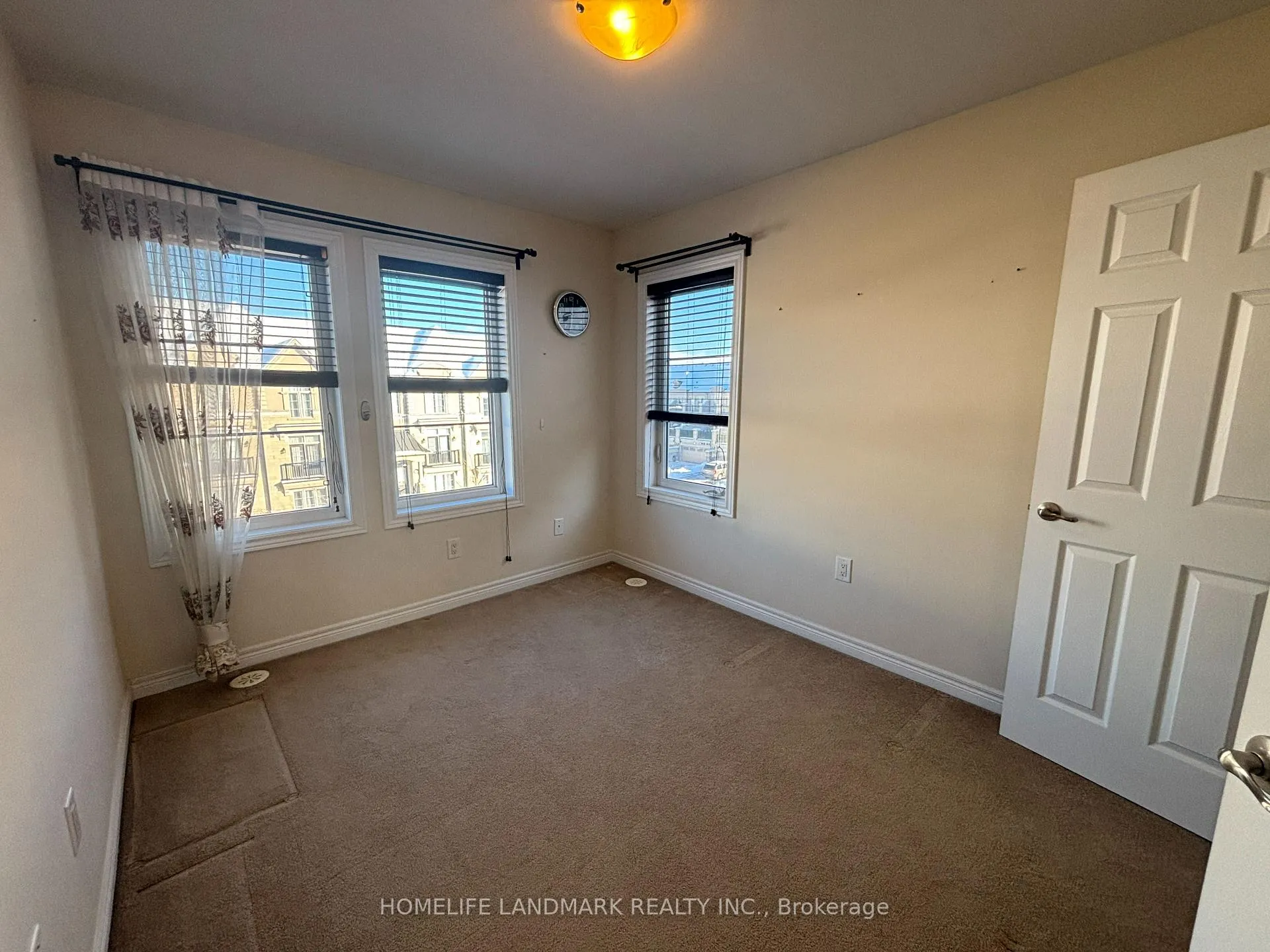 Photo 23 of 88 Grand Trunk Avenue, Vaughan, Patterson — HOMEH