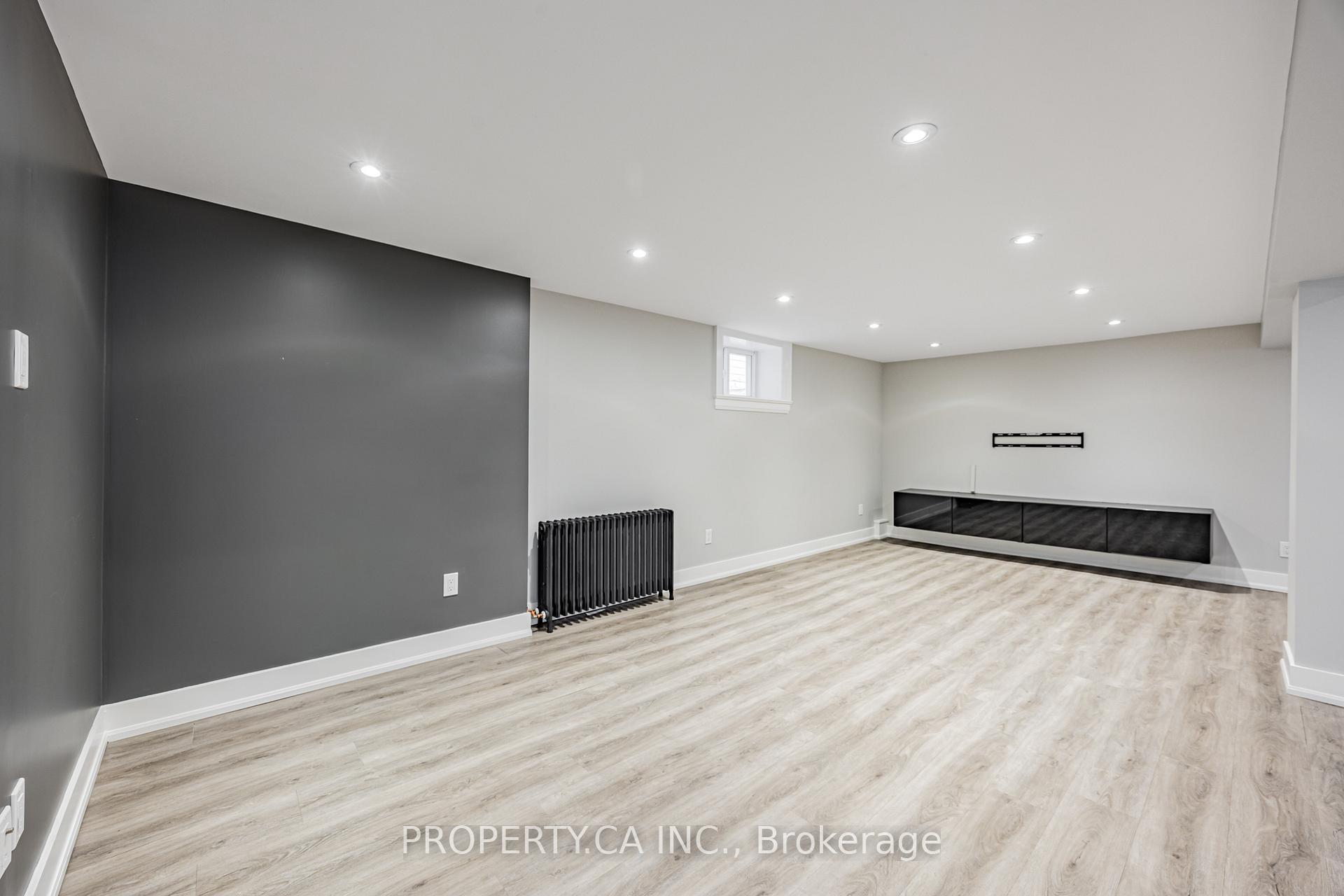 Photo 3 of Unit Basement, 9 Mckayfield Road, Toronto, Danforth Village-East York — HOMEH