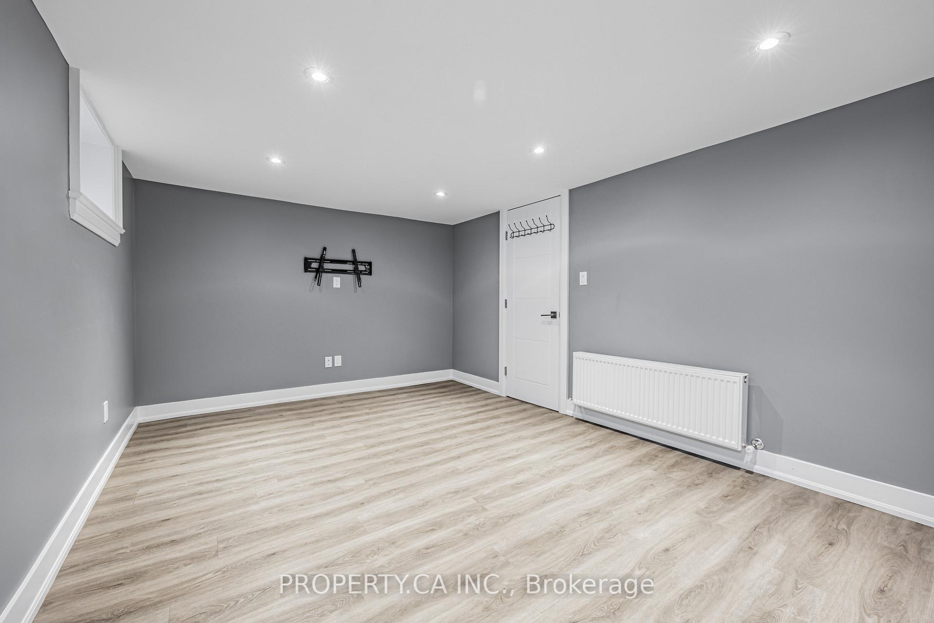 Photo 24 of Unit Basement, 9 Mckayfield Road, Toronto, Danforth Village-East York — HOMEH