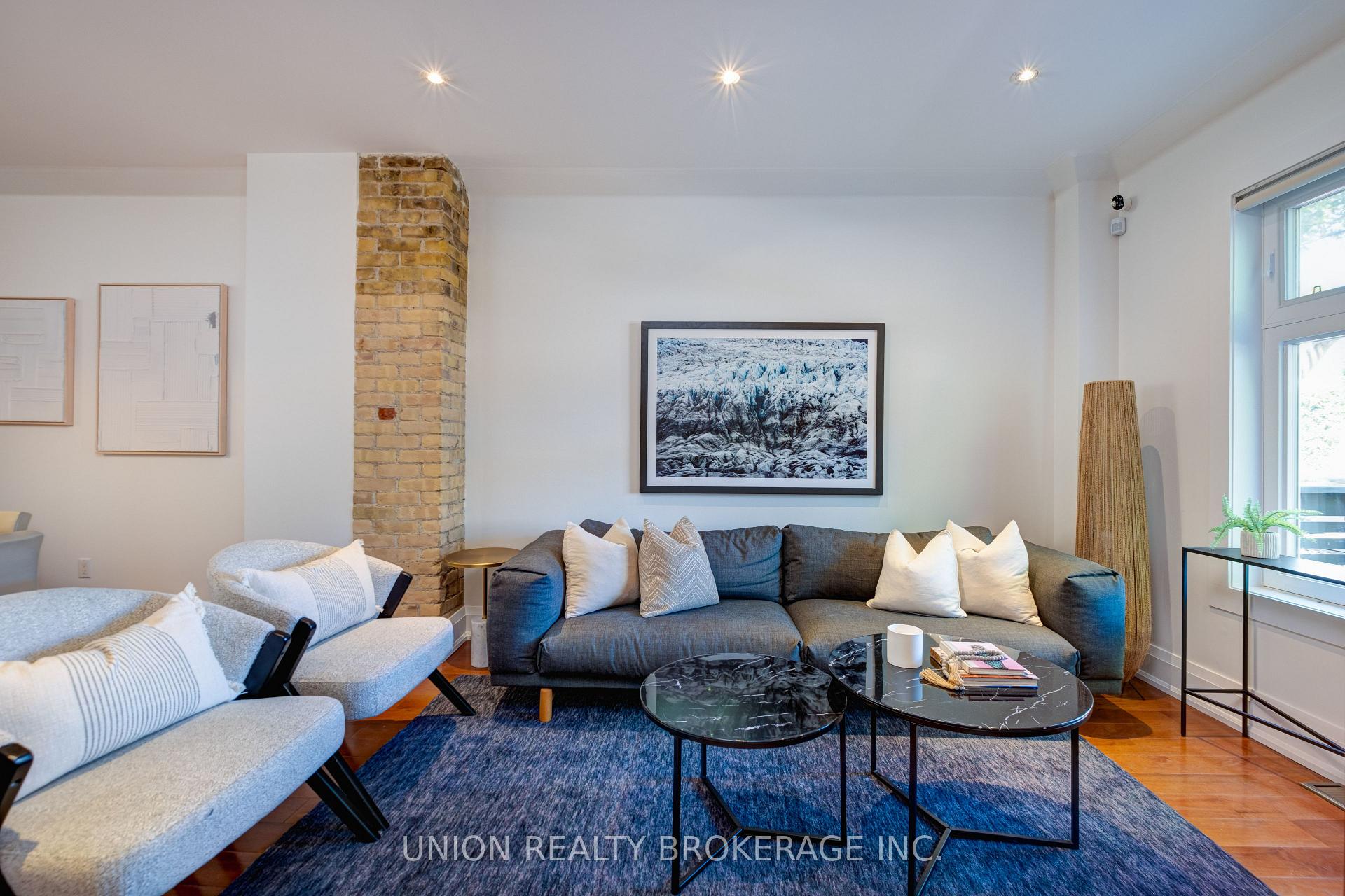 Photo 4 of 121 Withrow Avenue, Toronto, North Riverdale — HOMEH