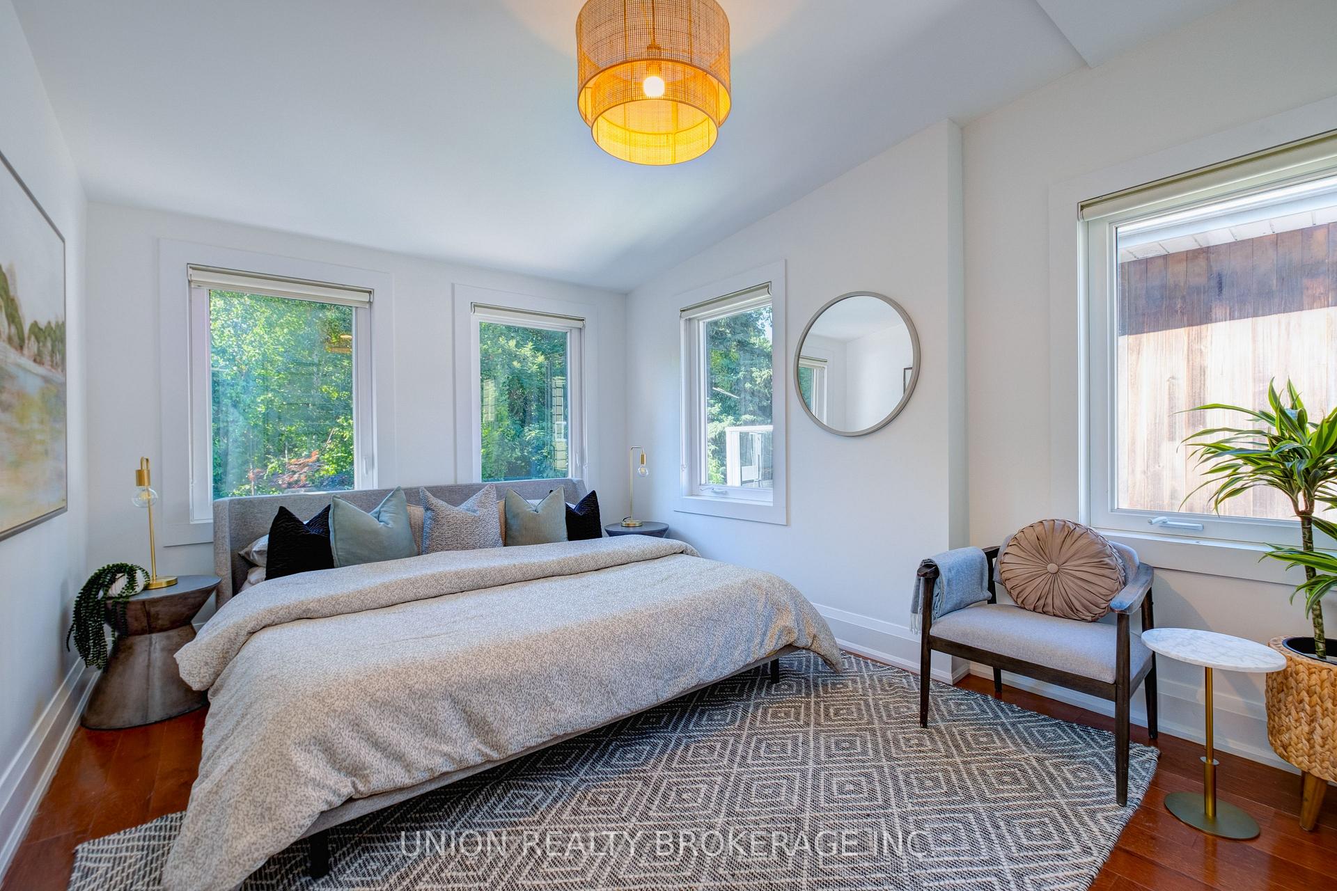 Photo 20 of 121 Withrow Avenue, Toronto, North Riverdale — HOMEH