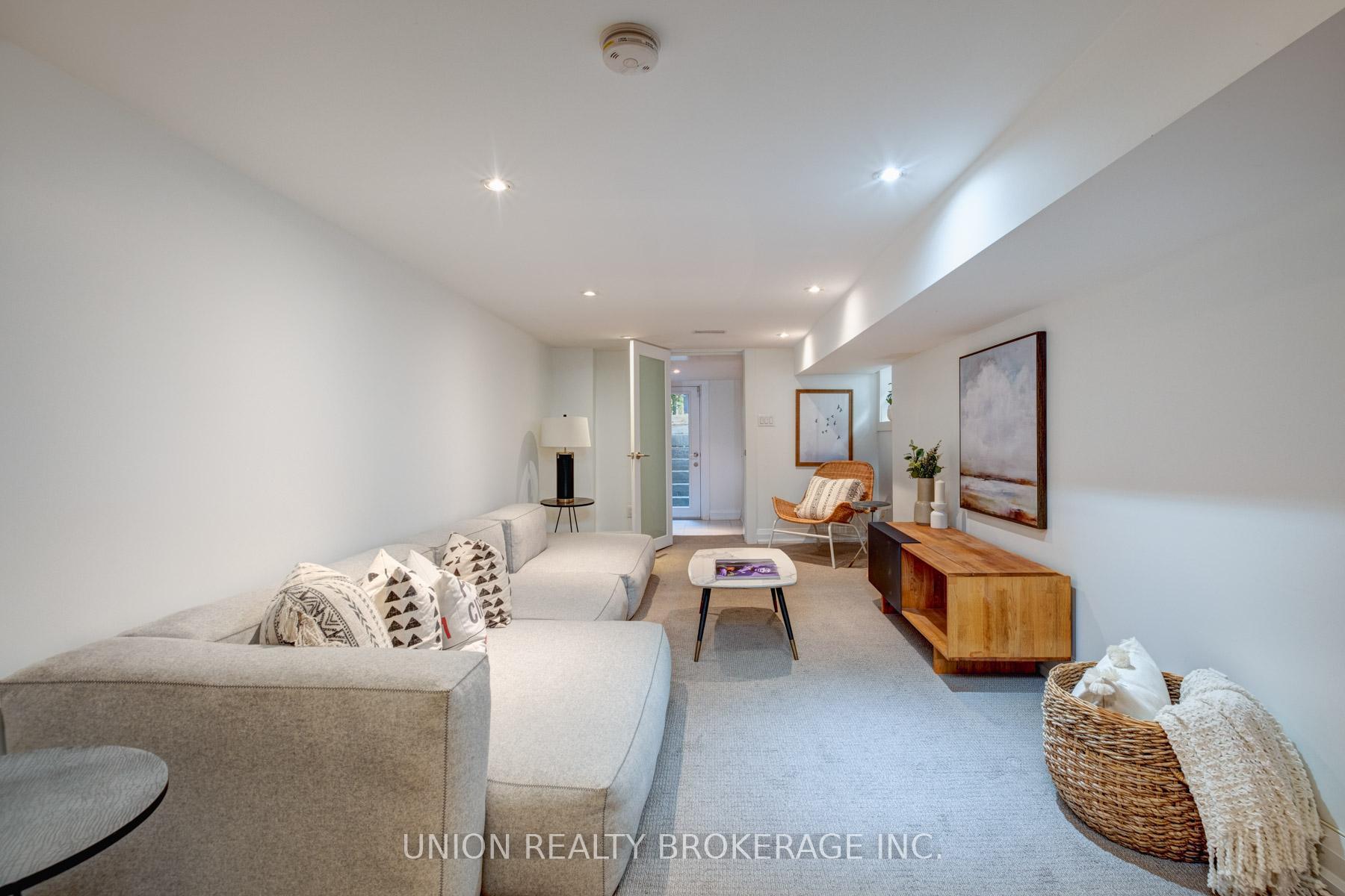 Photo 28 of 121 Withrow Avenue, Toronto, North Riverdale — HOMEH