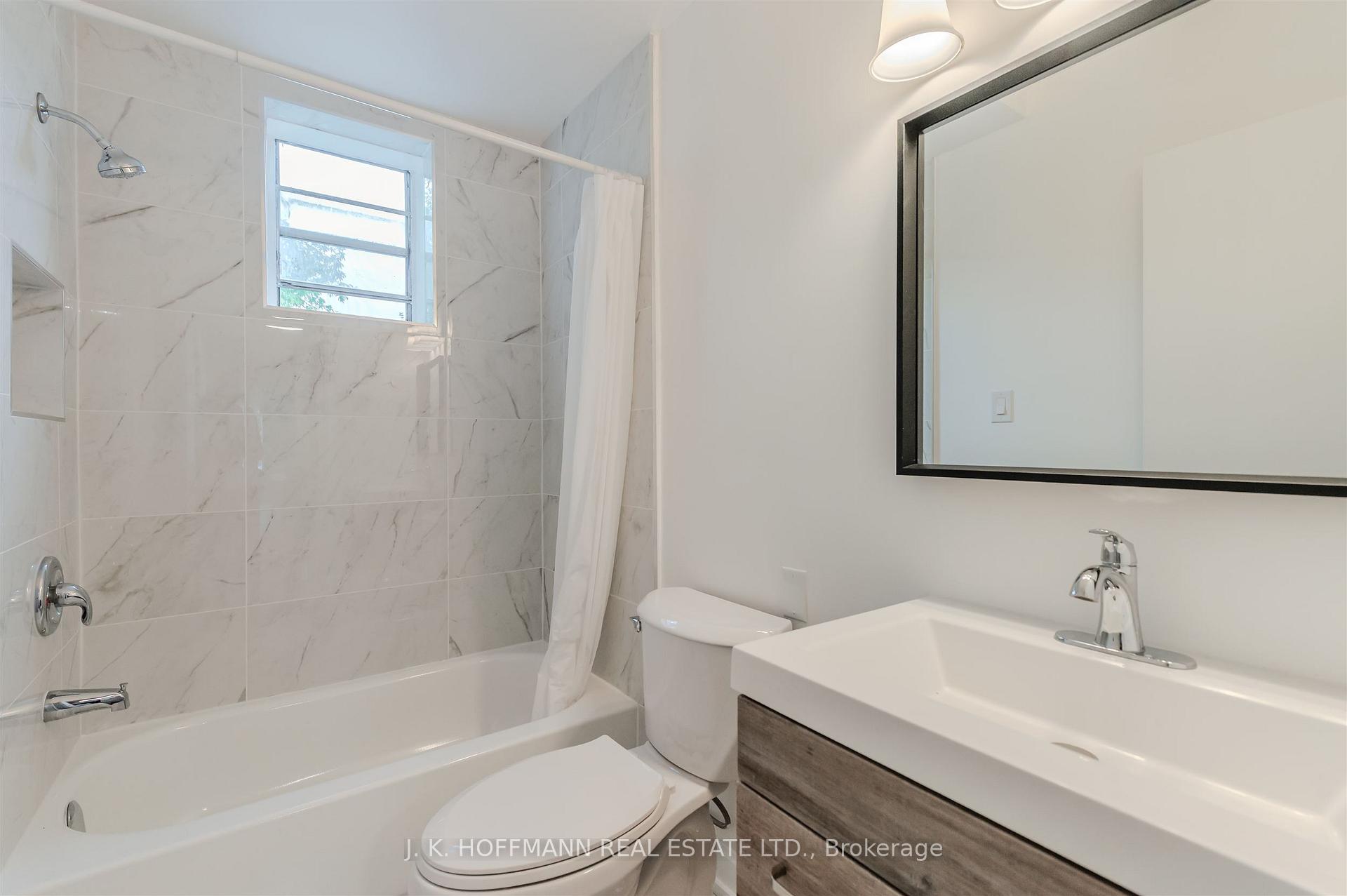 Photo 23 of 33 Darrell Avenue, Toronto, East End-Danforth — HOMEH