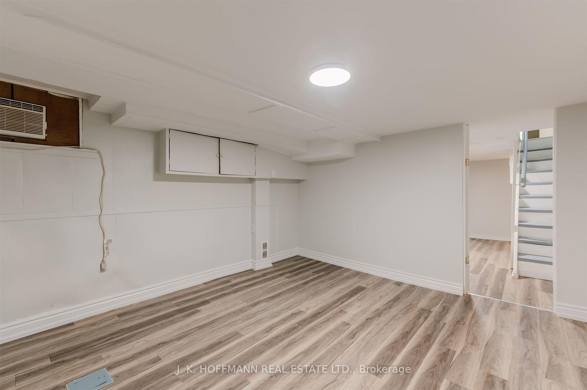 Photo 26 of 33 Darrell Avenue, Toronto, East End-Danforth — HOMEH
