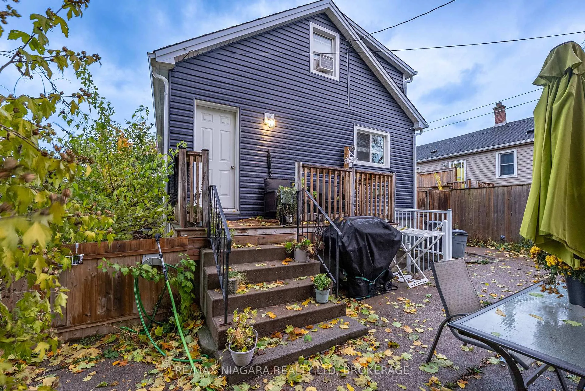 Photo 3 of Unit upper, 39 Carleton Street N, Thorold, Thorold Downtown — HOMEH