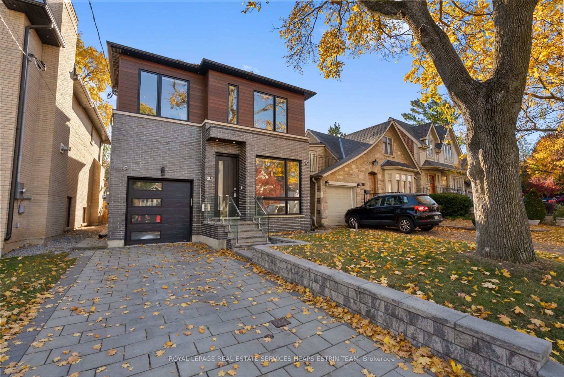Photo 2 of 39 Sharron Drive, Toronto, Leaside — HOMEH