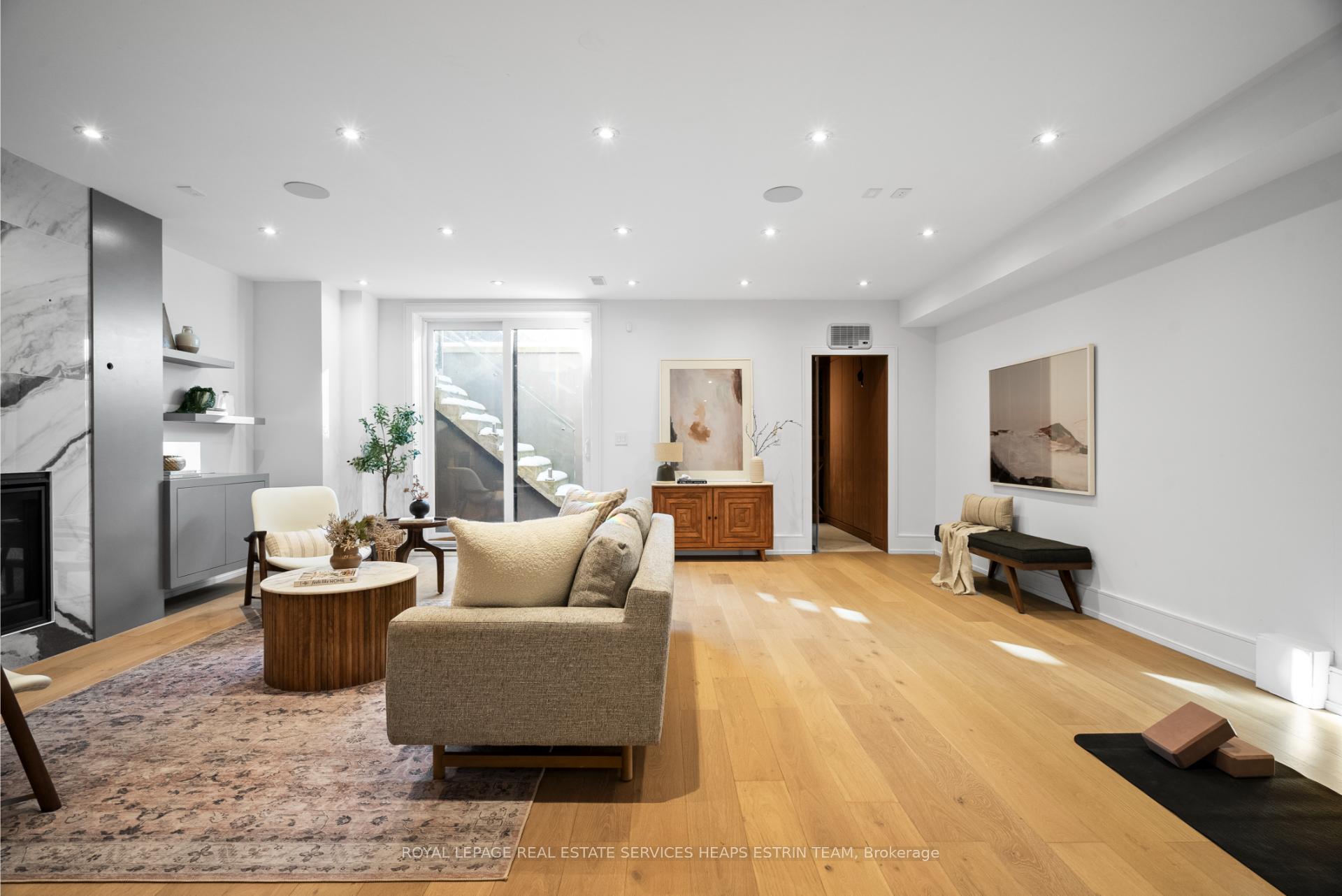 Photo 29 of 39 Sharron Drive, Toronto, Leaside — HOMEH