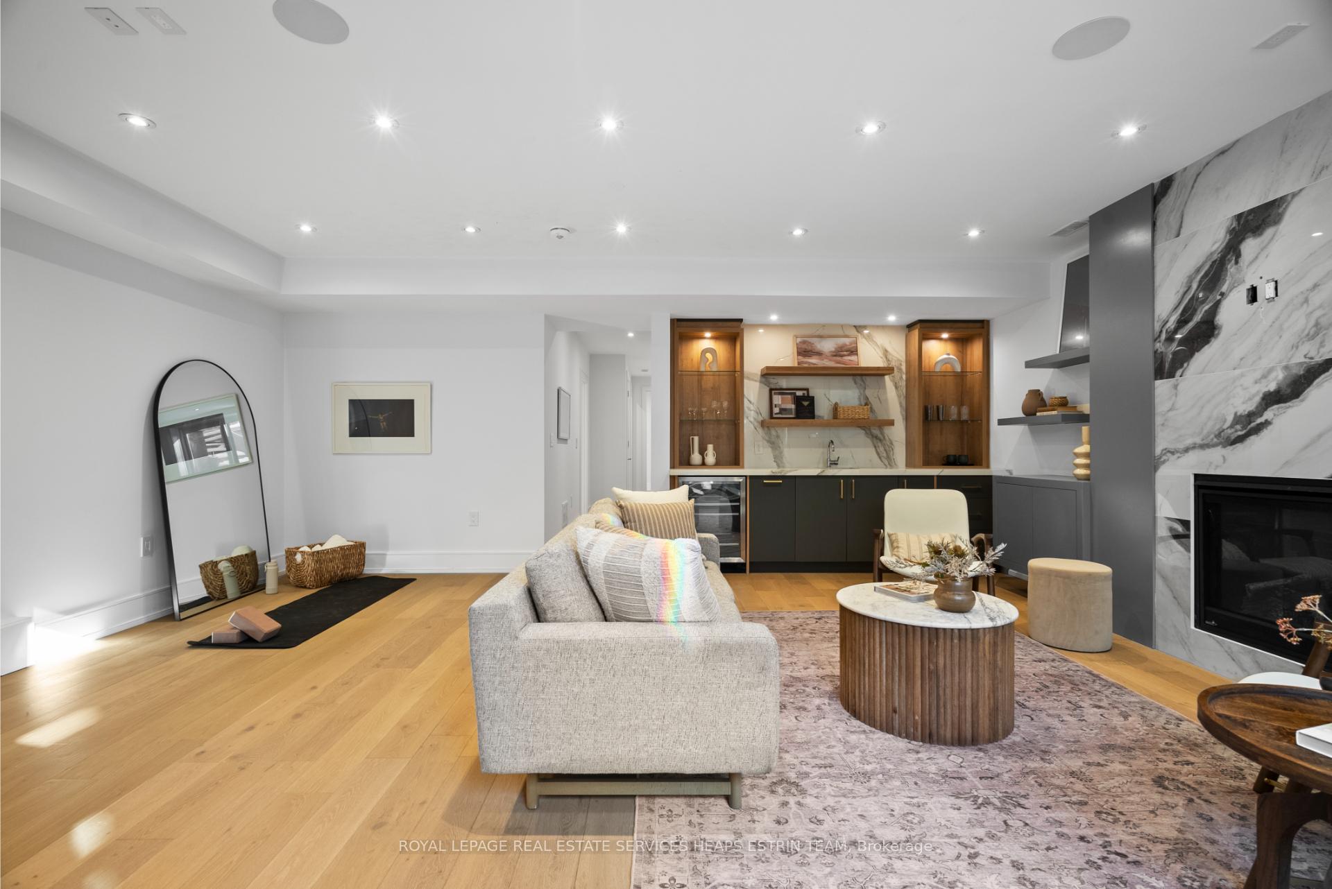 Photo 28 of 39 Sharron Drive, Toronto, Leaside — HOMEH