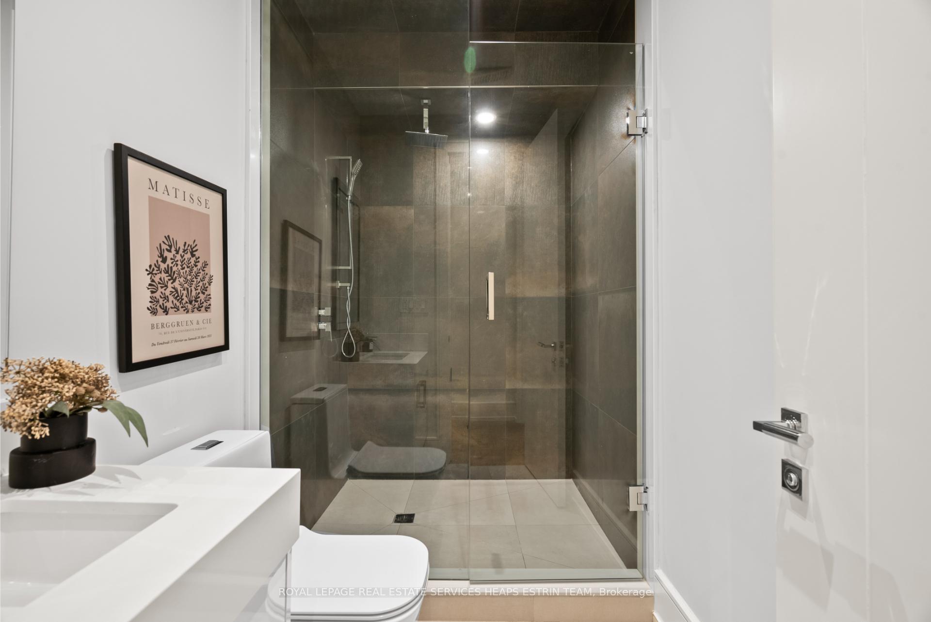 Photo 24 of 39 Sharron Drive, Toronto, Leaside — HOMEH