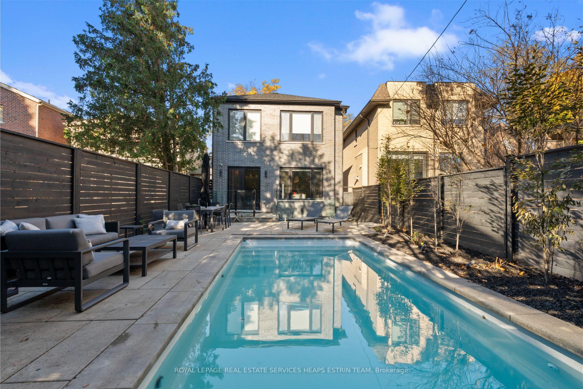 Photo 34 of 39 Sharron Drive, Toronto, Leaside — HOMEH