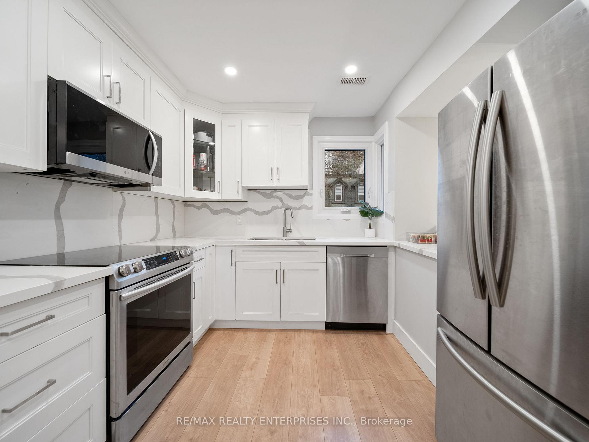 Photo 27 of 247 Ontario Street, Toronto, Moss Park — HOMEH