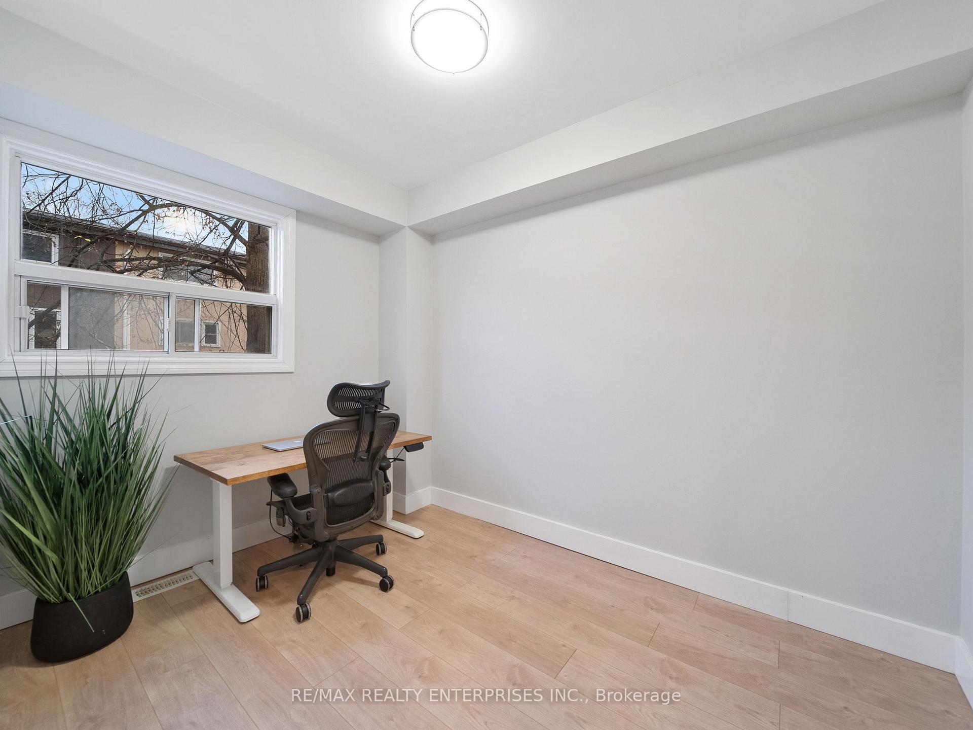 Photo 26 of 247 Ontario Street, Toronto, Moss Park — HOMEH