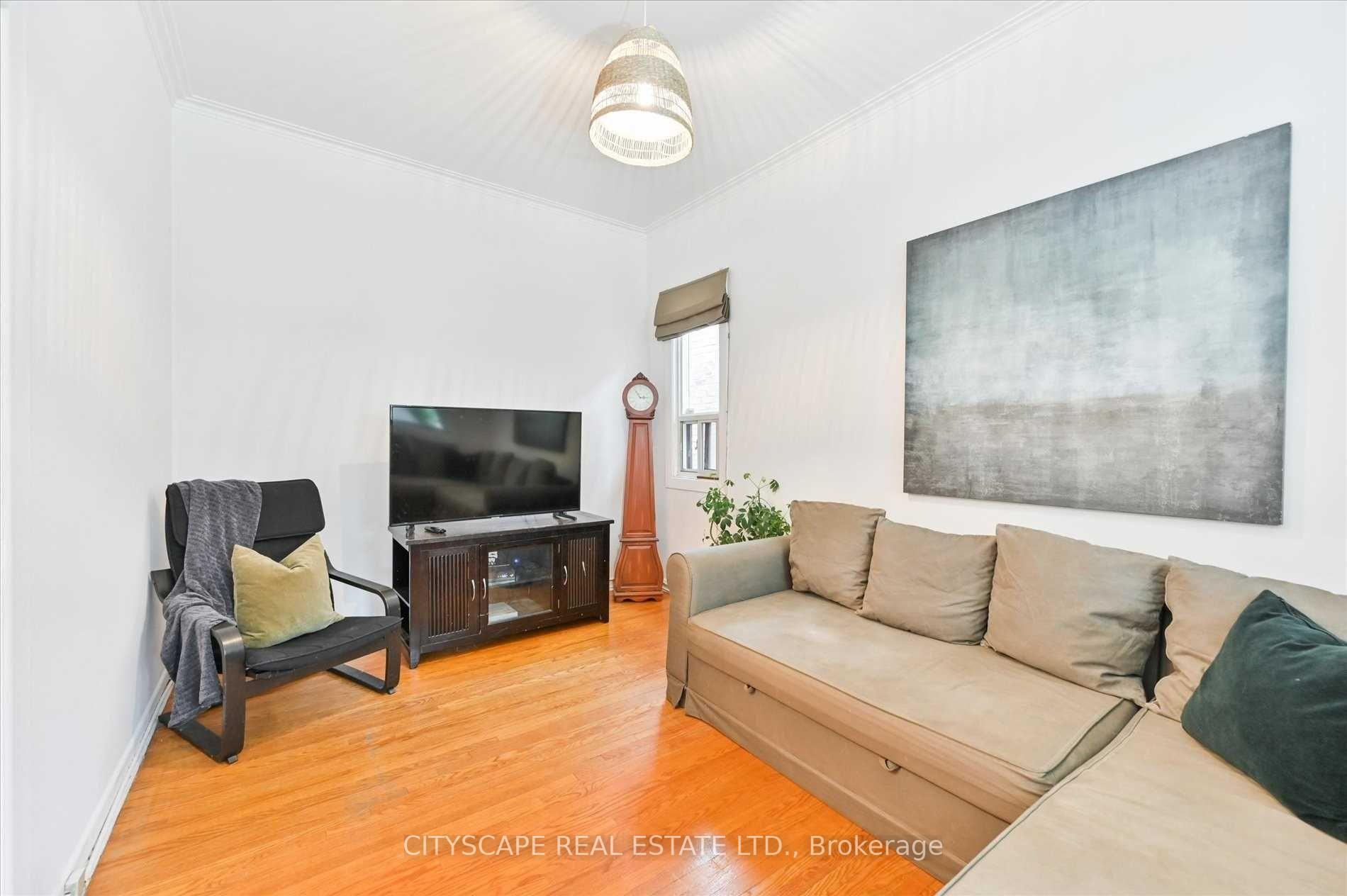 Photo 9 of 15 Midburn Avenue, Toronto, Crescent Town — HOMEH