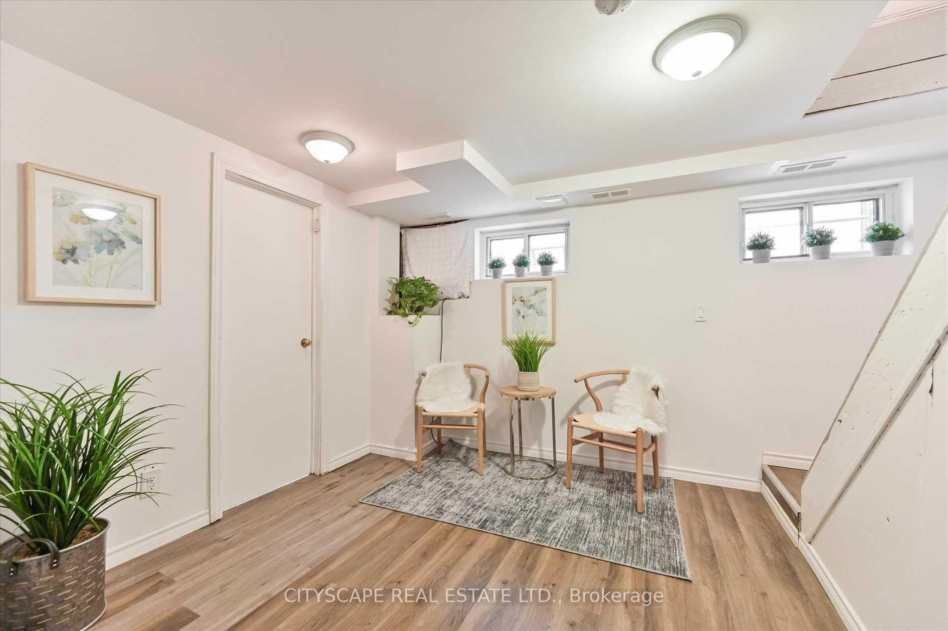 Photo 20 of 15 Midburn Avenue, Toronto, Crescent Town — HOMEH