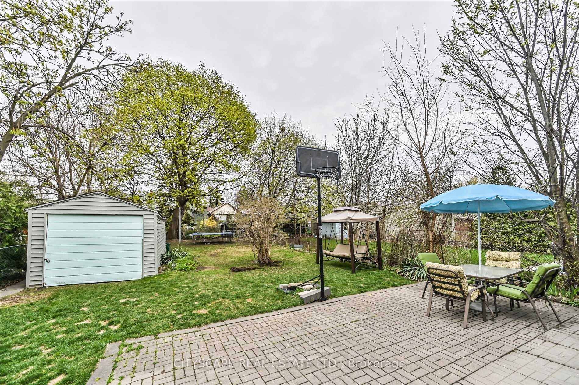 Photo 28 of 15 Midburn Avenue, Toronto, Crescent Town — HOMEH