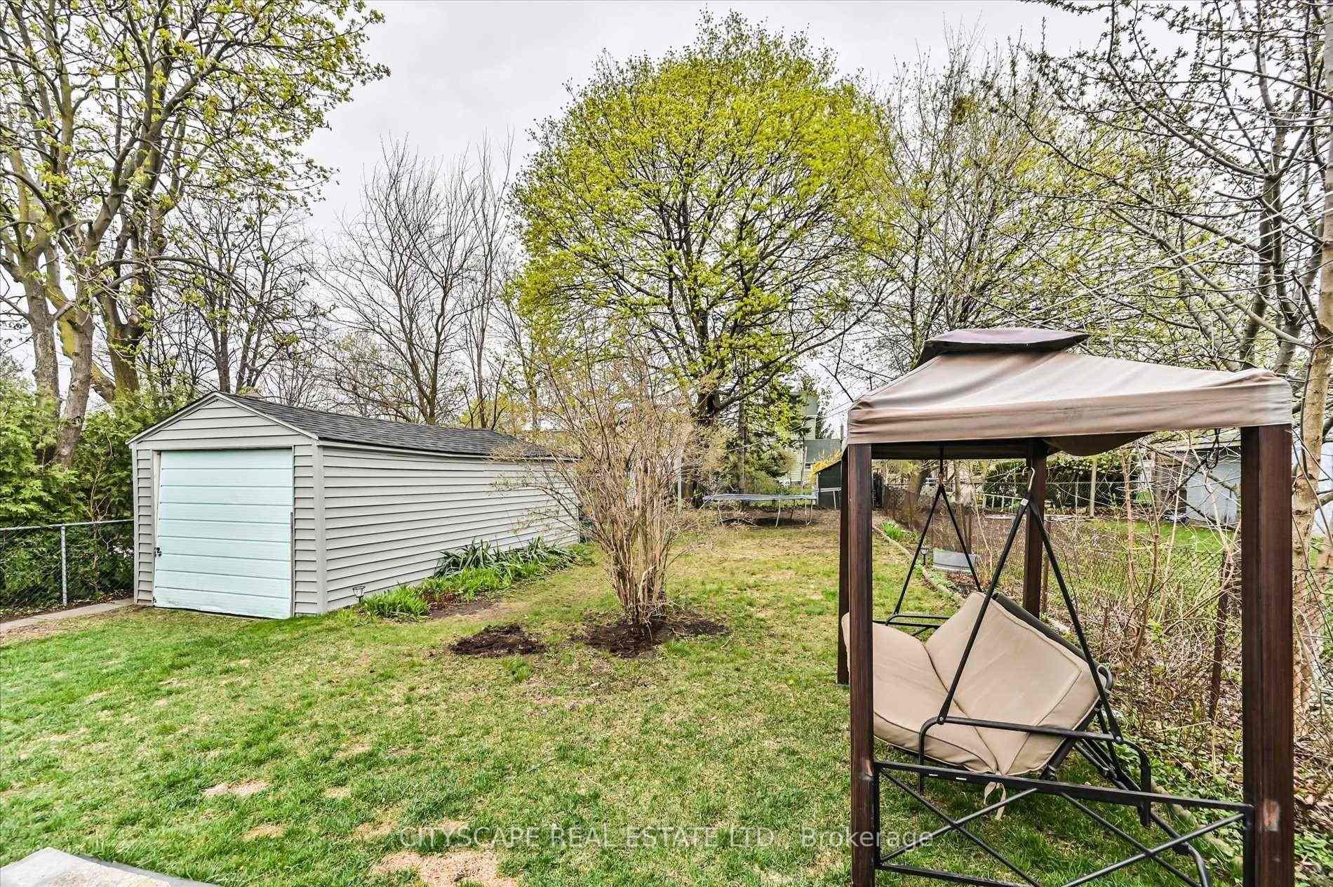 Photo 29 of 15 Midburn Avenue, Toronto, Crescent Town — HOMEH