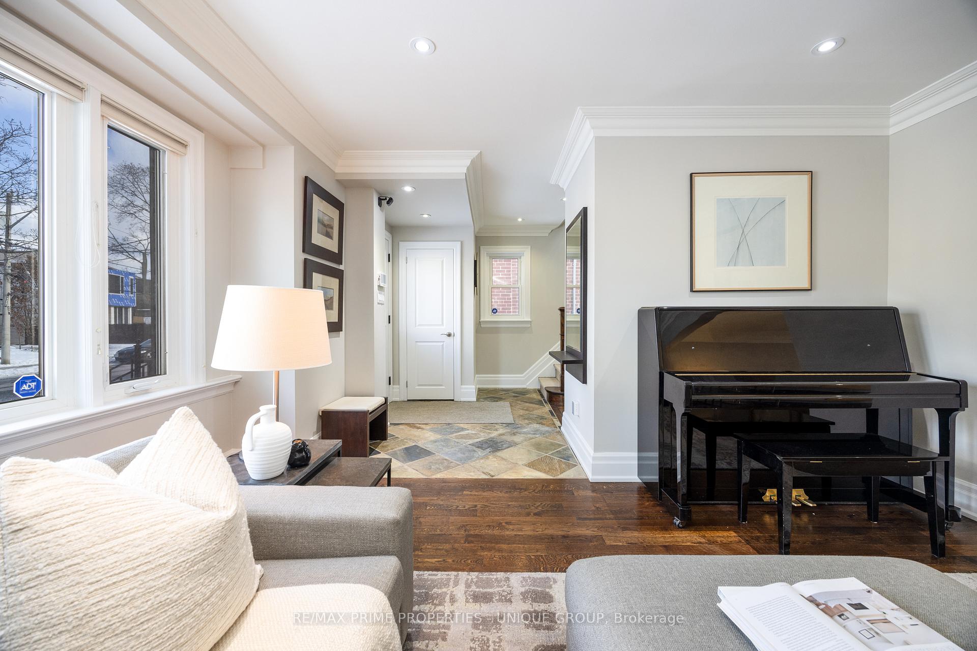 Photo 3 of 67 Rykert Crescent, Toronto, Leaside — HOMEH