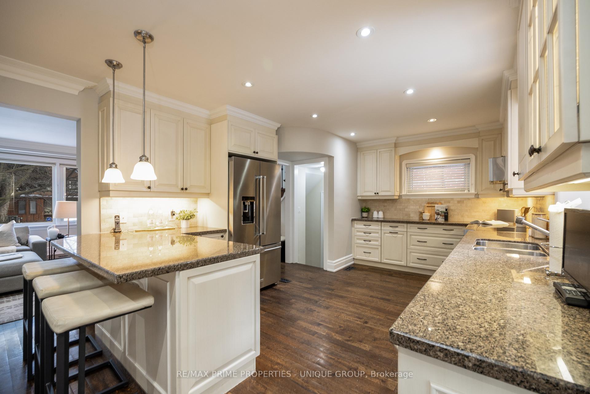 Photo 10 of 67 Rykert Crescent, Toronto, Leaside — HOMEH